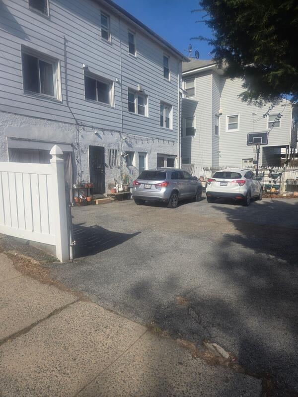 #4 photo, 469 E 3RD Street, Mount Vernon , NY 10553