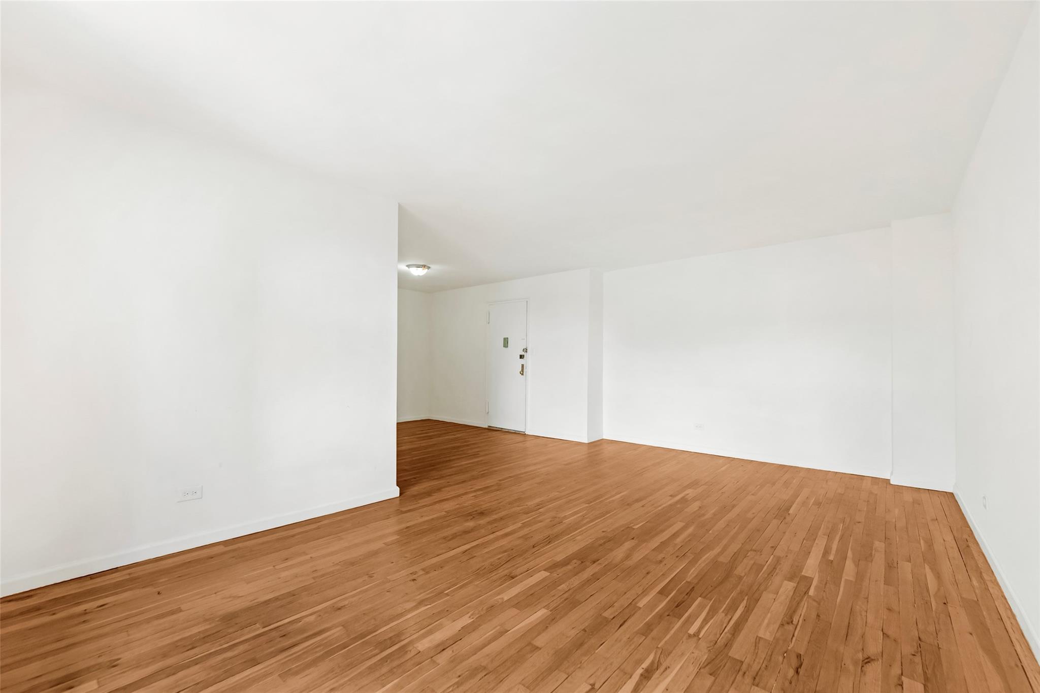 #2 photo, 282 E 35th Street, Brooklyn , NY 11203