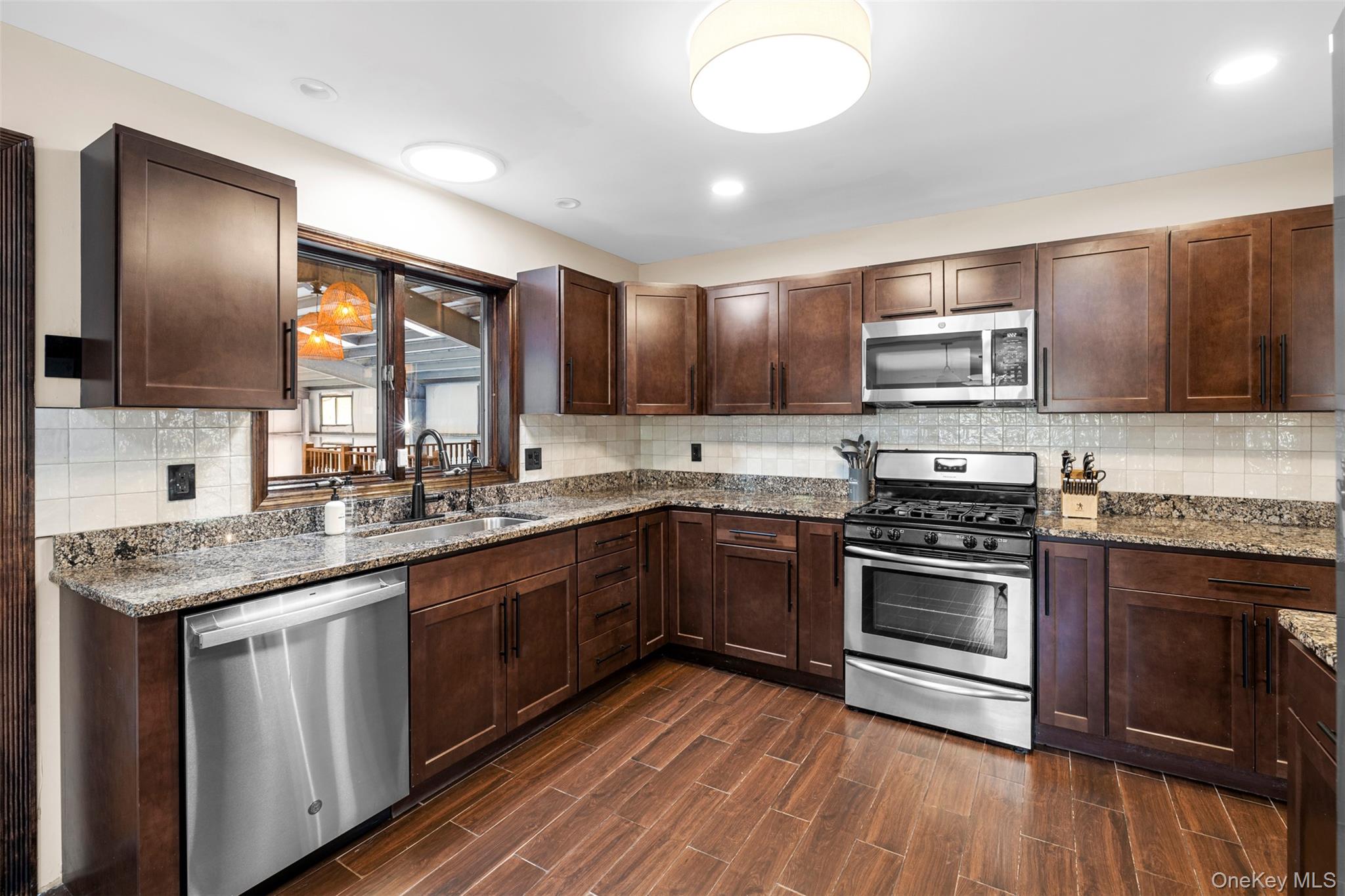 #11 photo, 40 Maxs Place, Hurley , NY 12401