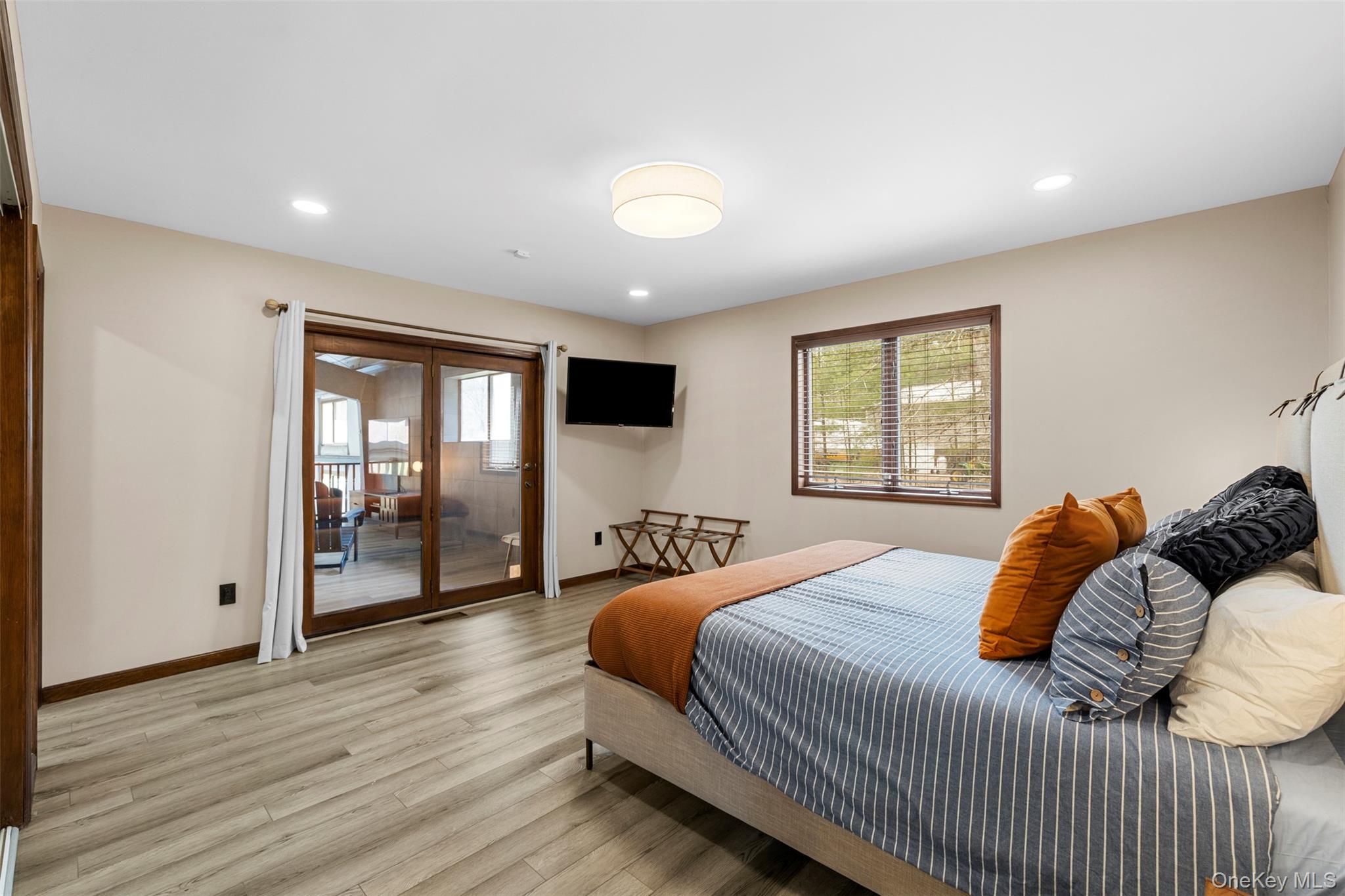 #17 photo, 40 Maxs Place, Hurley , NY 12401