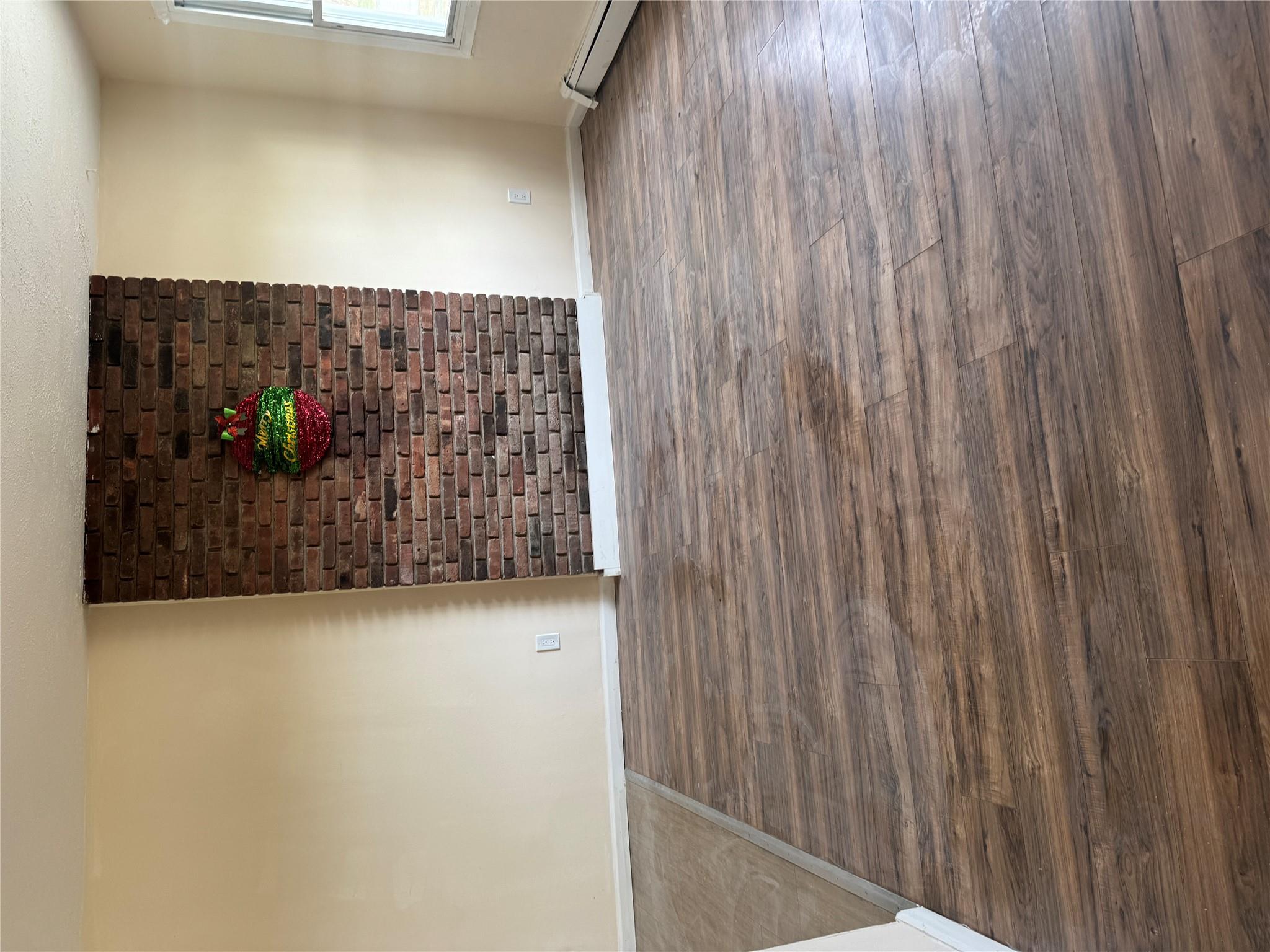 #14 photo, 1 Pine Road, サフォーク郡 Middle Island , NY 11953