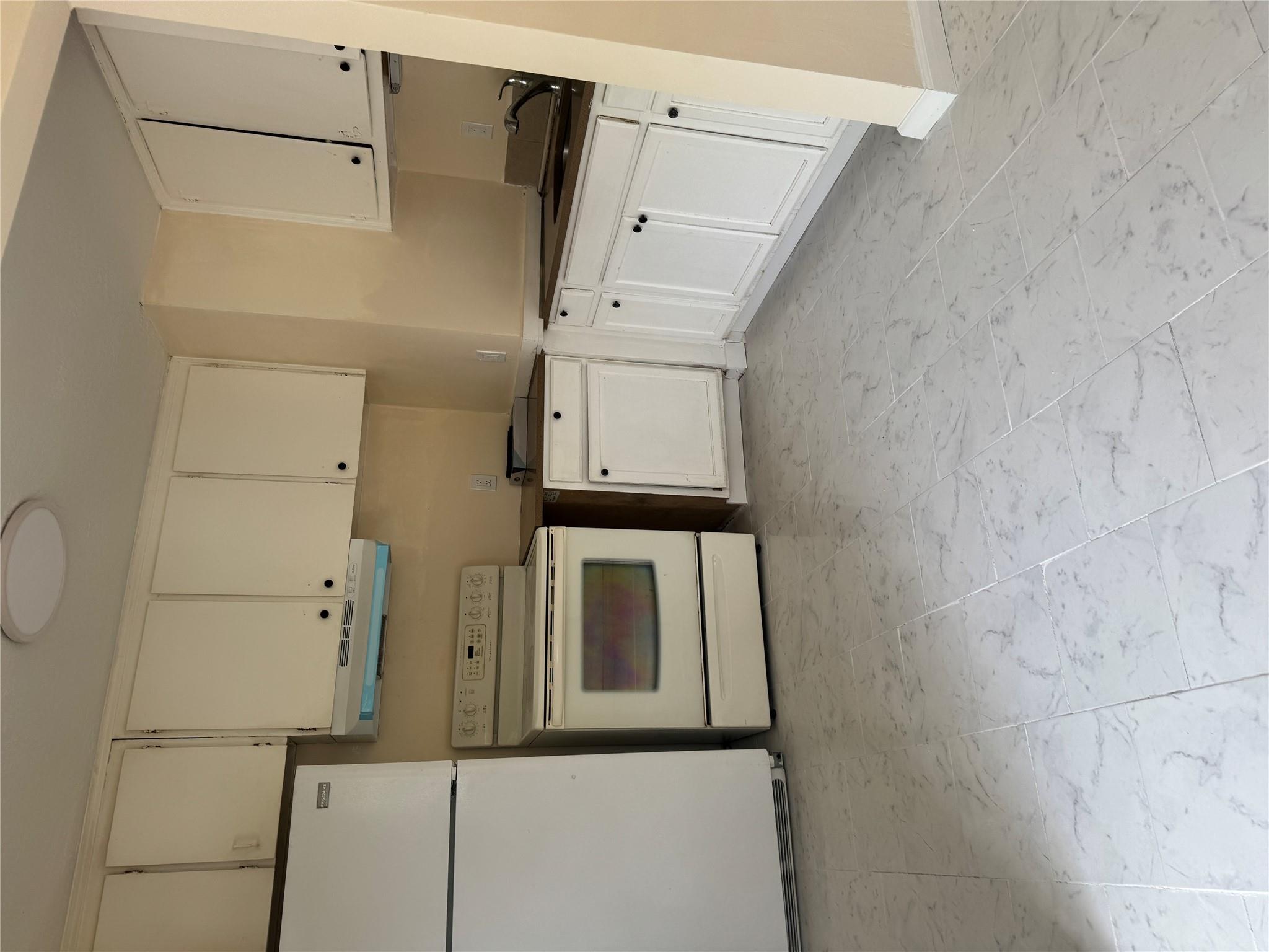 #16 photo, 1 Pine Road, サフォーク郡 Middle Island , NY 11953