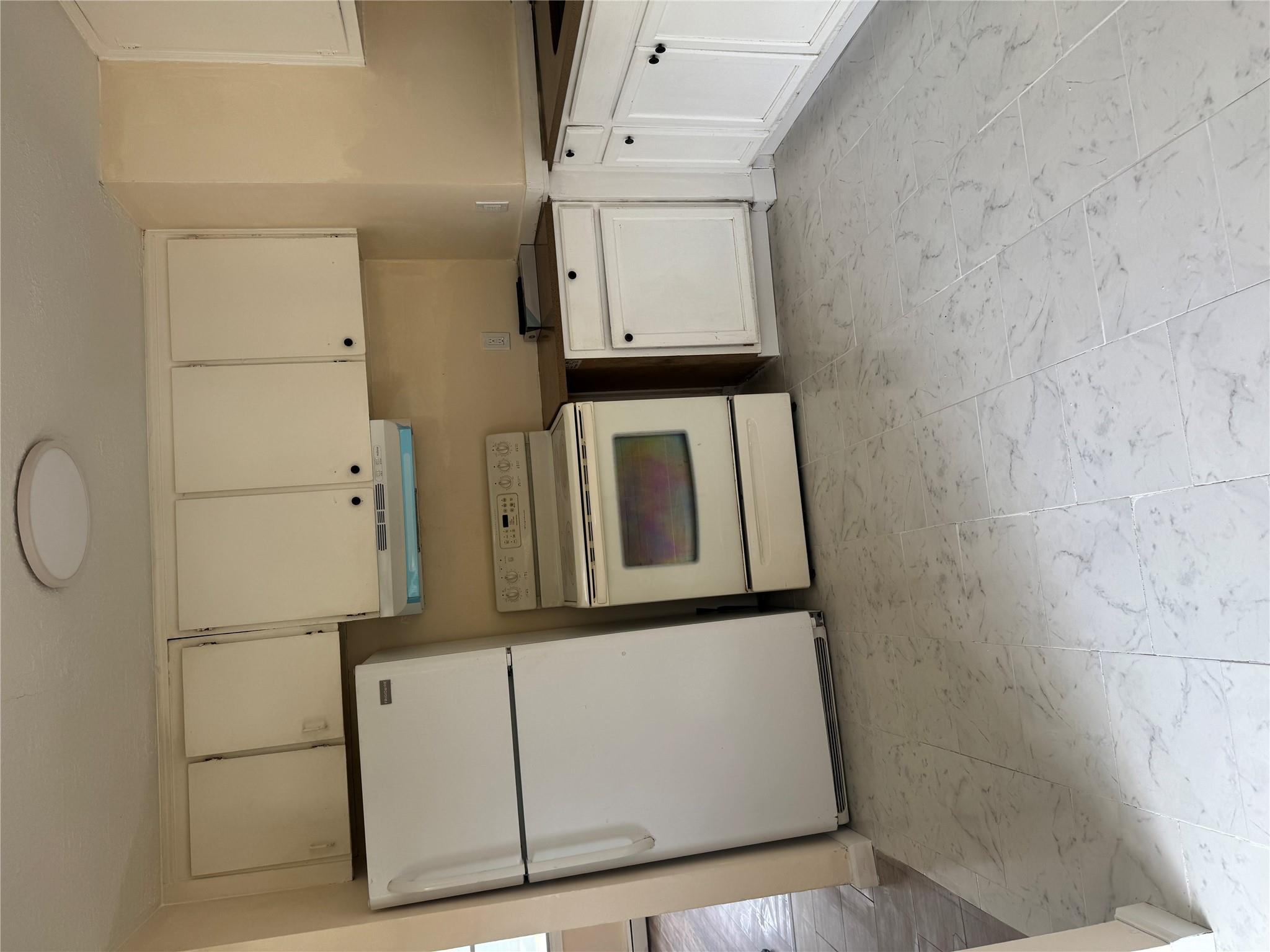 #4 photo, 1 Pine Road, サフォーク郡 Middle Island , NY 11953