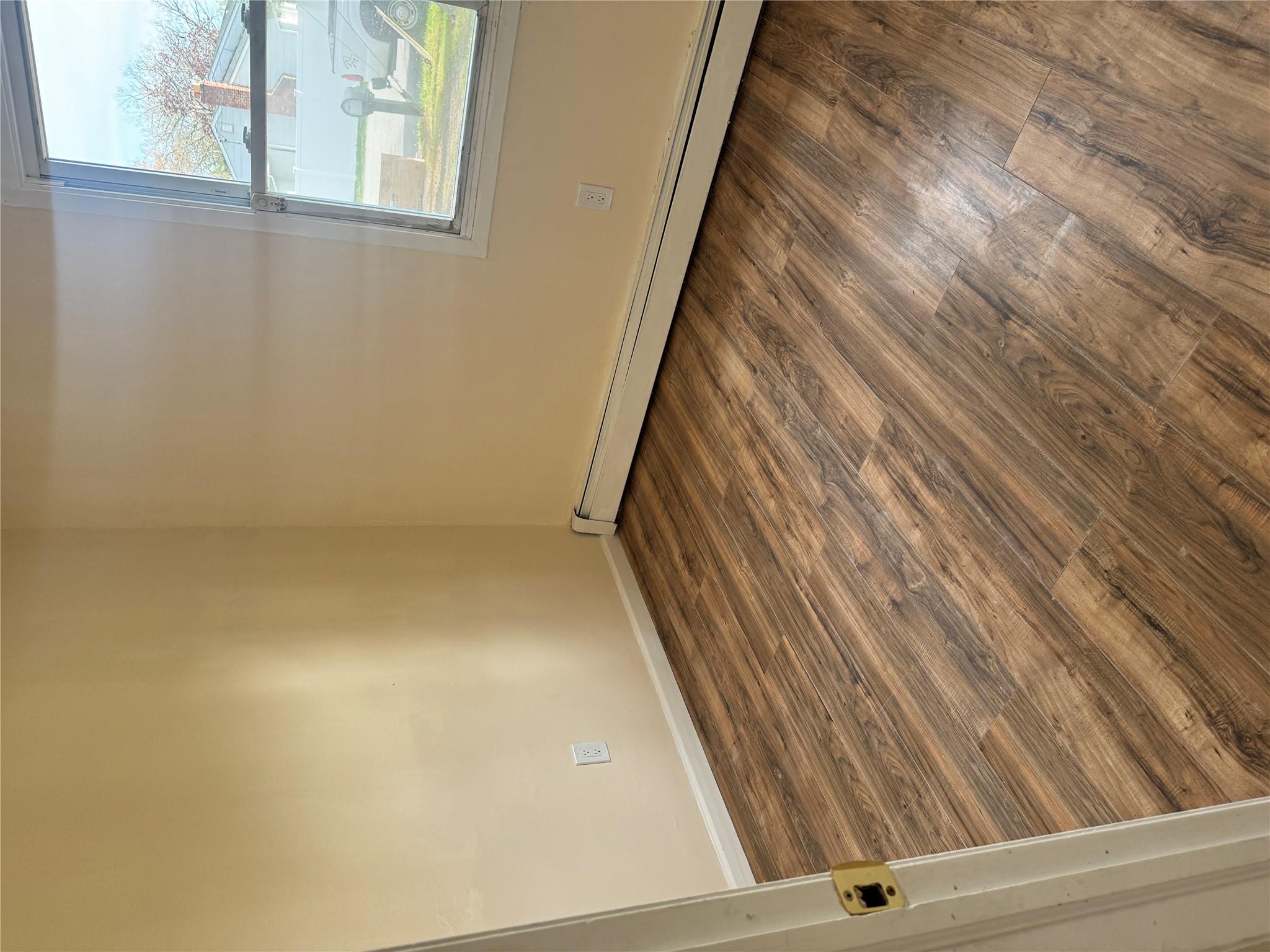 #9 photo, 1 Pine Road, サフォーク郡 Middle Island , NY 11953