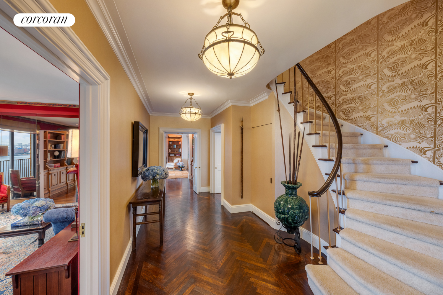 #8 photo, 1 E END Avenue, マンハッタン Yorkville , NY 10075