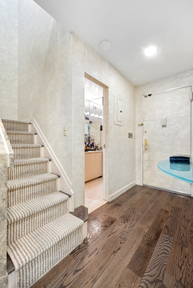 #3 photo, 7 E 35TH Street, マンハッタン Midtown , NY 10016