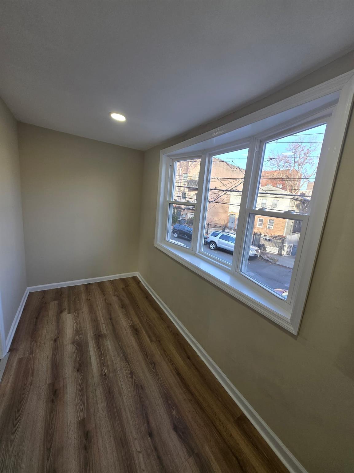 #10 photo, 35-14 109th Street, クイーンズ区 Corona , NY 11368