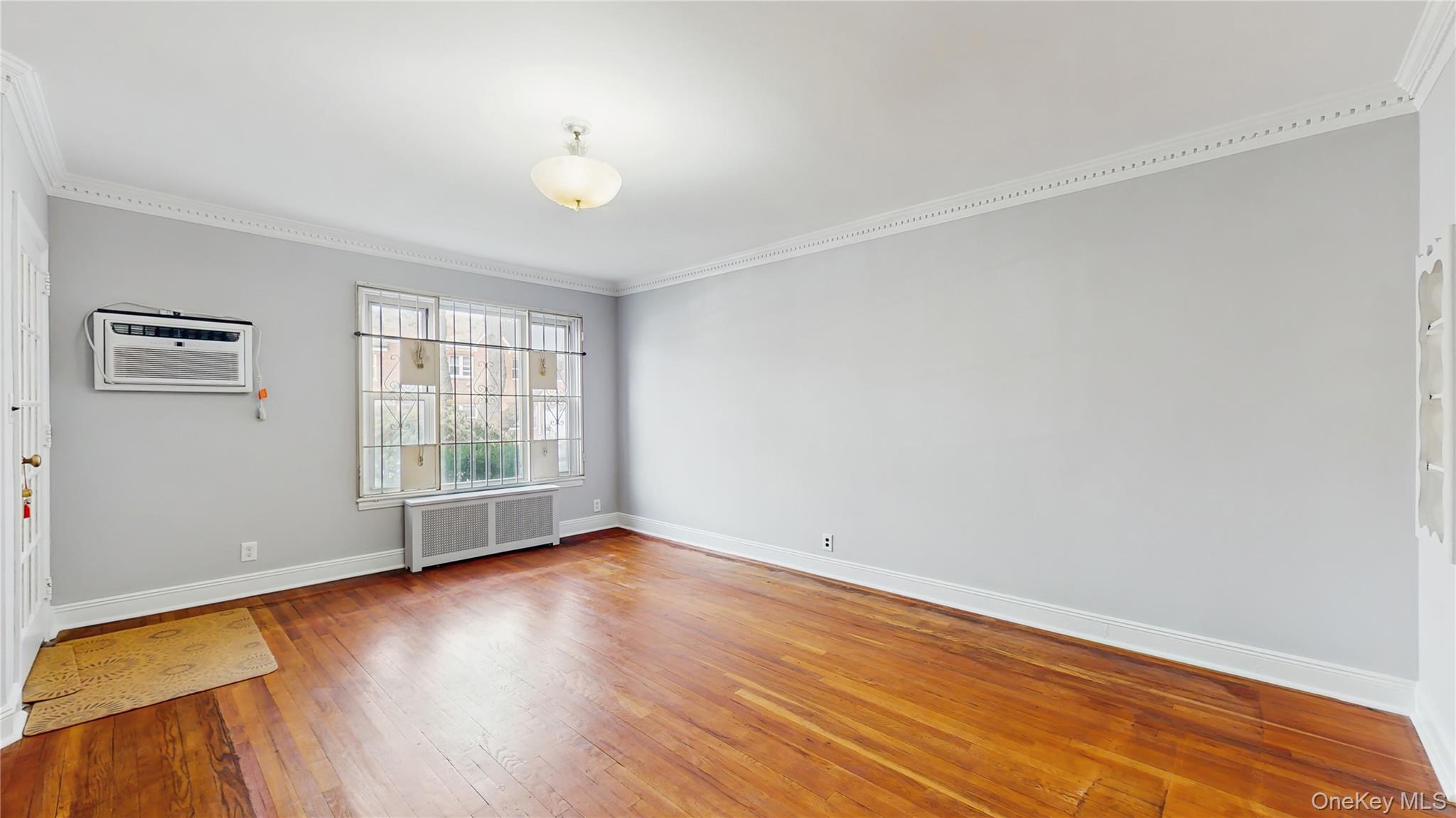 #7 photo, 148-40 61 Road, Flushing , NY 11367