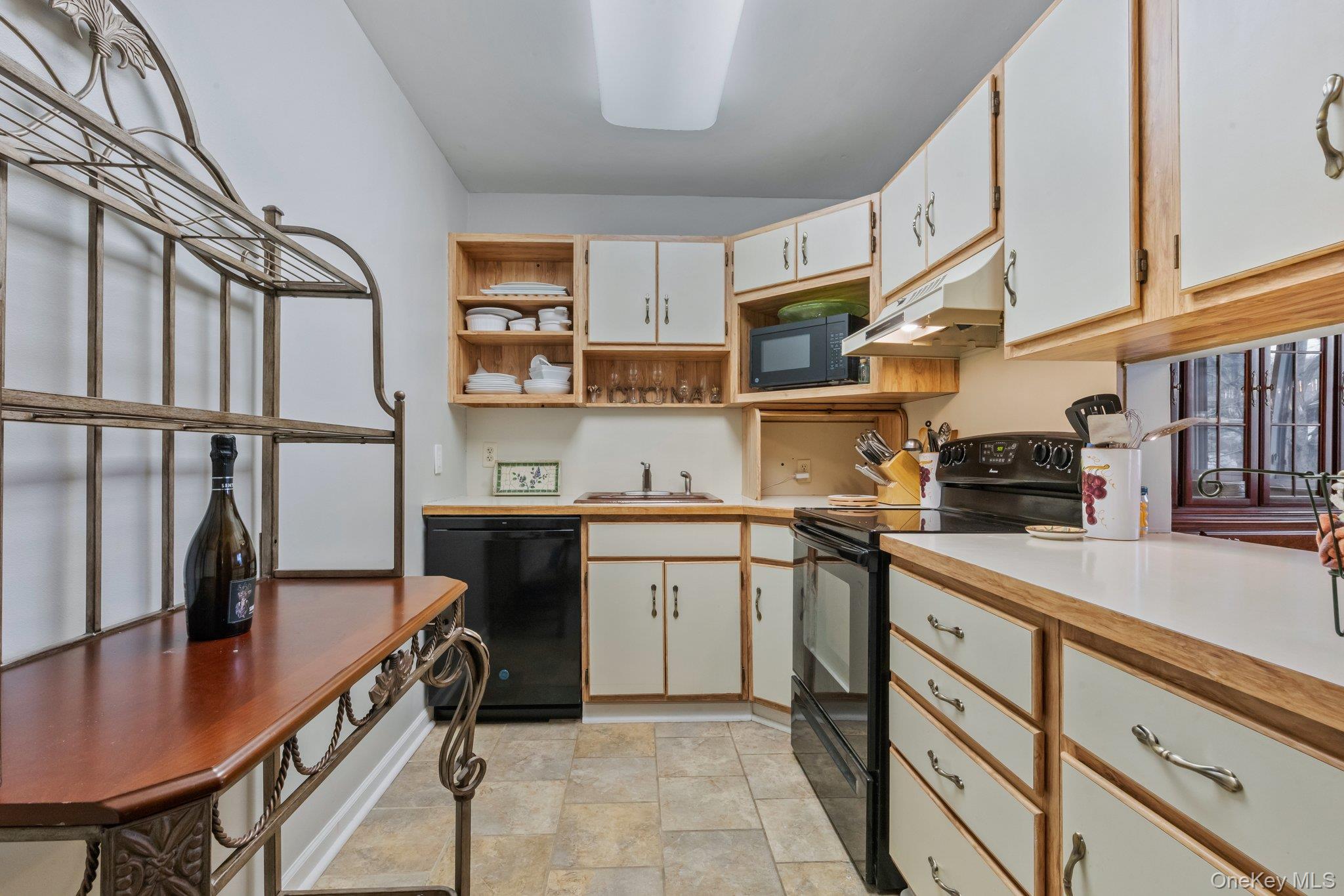 #7 photo, 1 Carnaby Street, Wappingers Falls , NY 12590