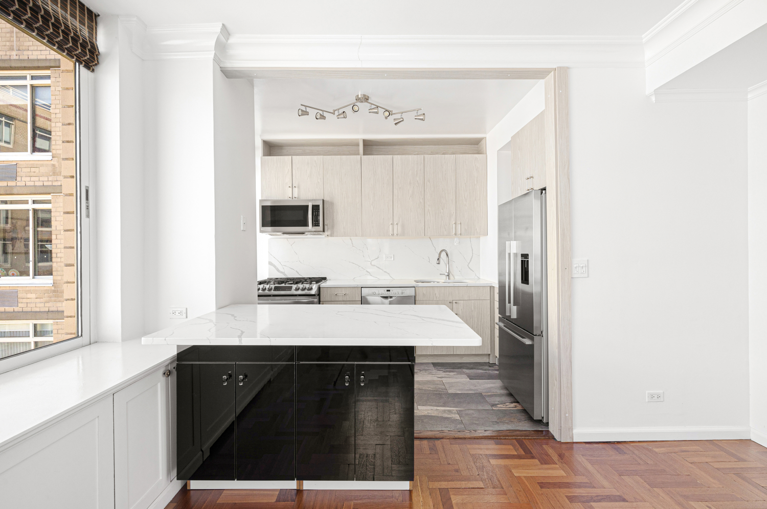 #9 photo, 2373 BROADWAY, マンハッタン Upper West Side , NY 10024