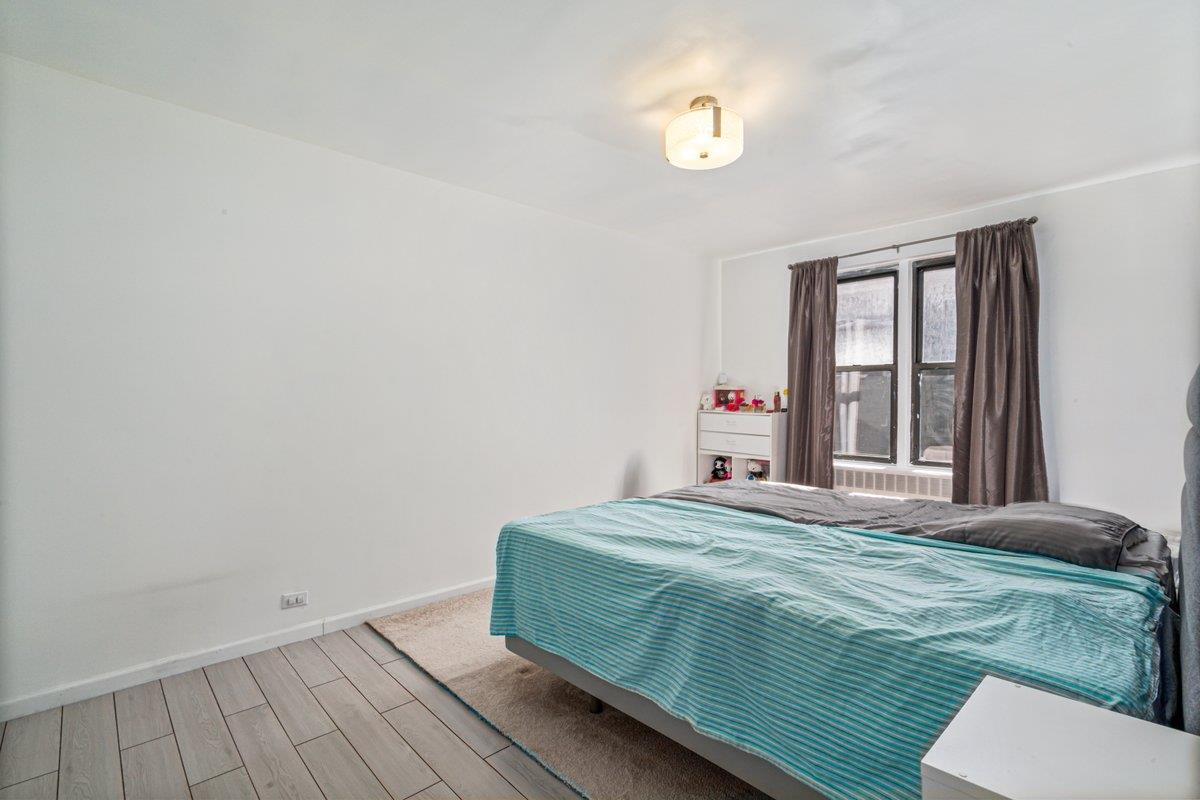 #11 photo, 67-40 Yellowstone Boulevard, クイーンズ区 Forest Hills , NY 11375