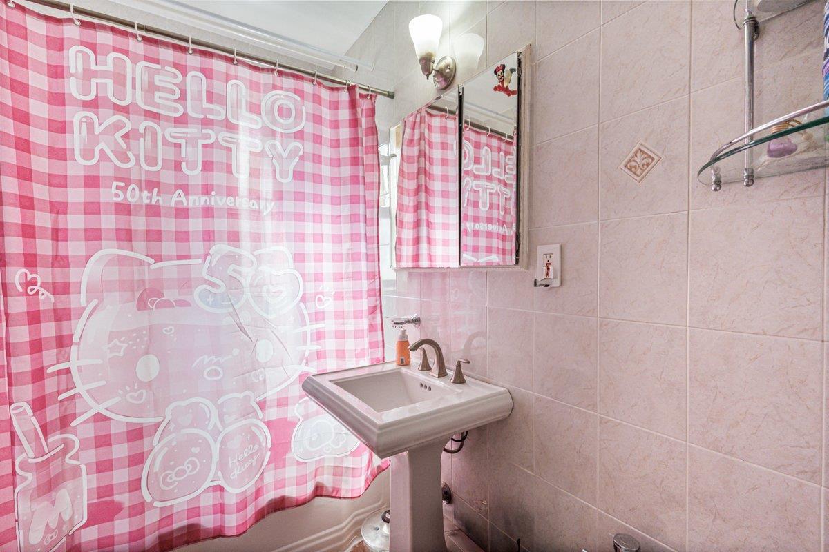 #15 photo, 67-40 Yellowstone Boulevard, クイーンズ区 Forest Hills , NY 11375