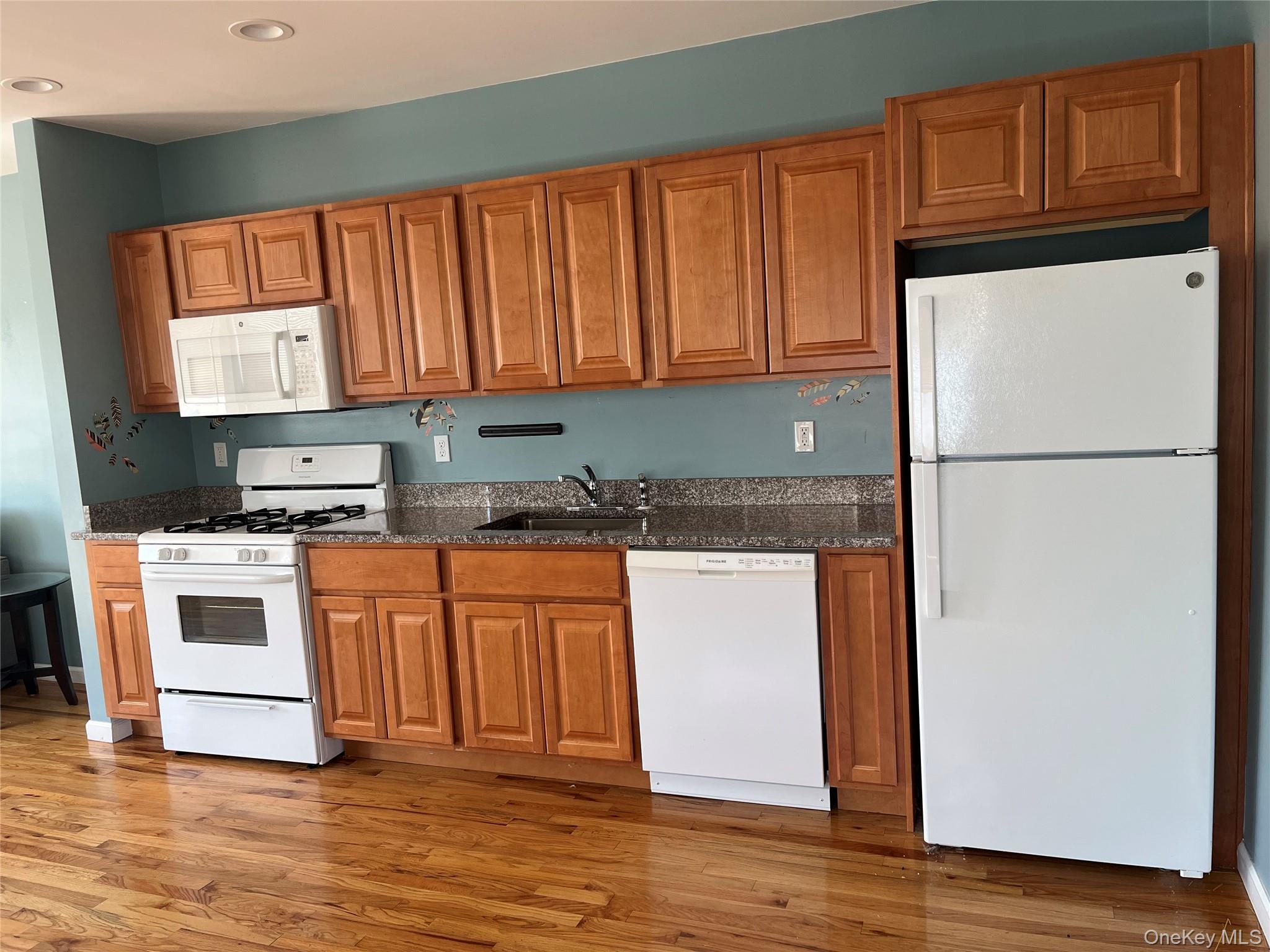 #6 photo, 99-63 Lockwood Court, Howard Beach , NY 11414