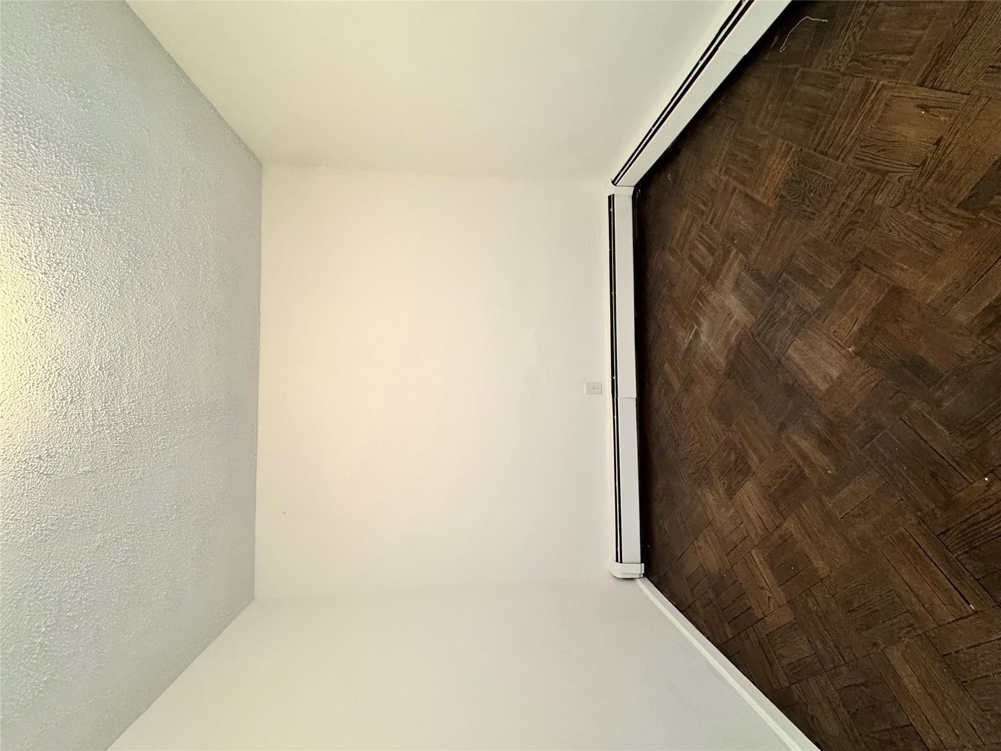 #7 photo, 25907 147th Road, クイーンズ区 Rosedale , NY 11422