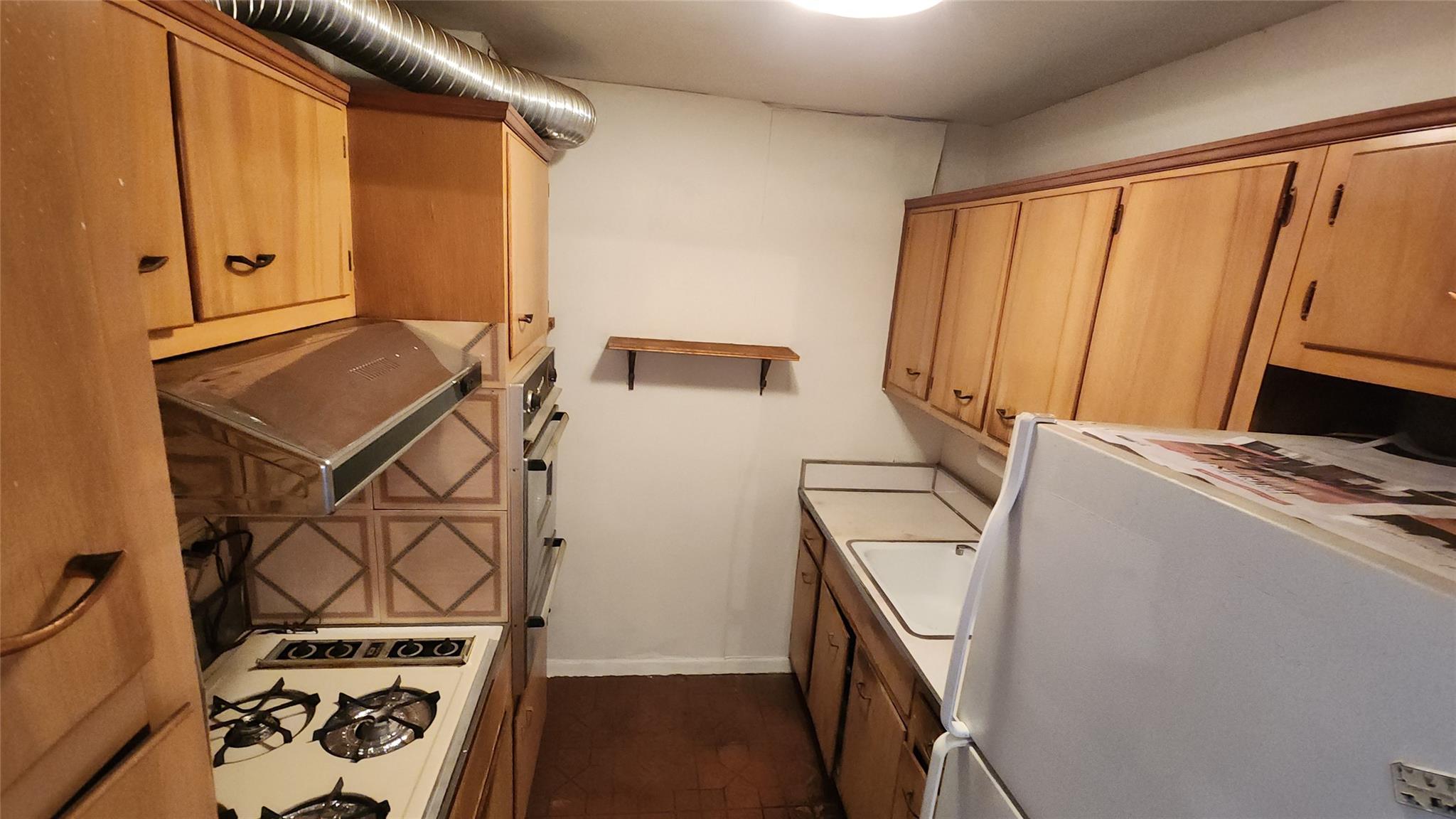 #10 photo, 92-30 56th Avenue, Elmhurst , NY 11373