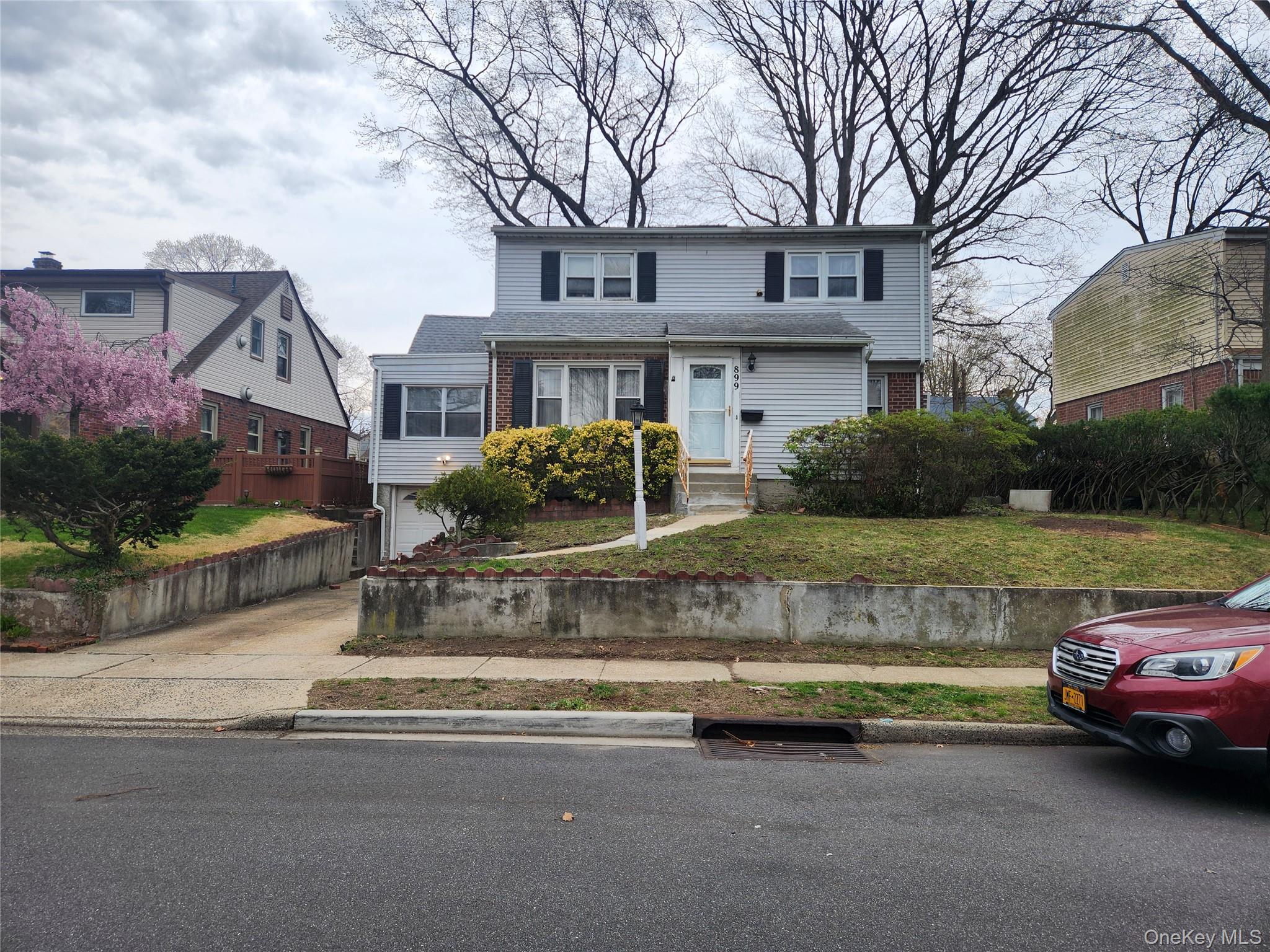 #2 photo, 899 Cleveland Street, ナッソー郡 West Hempstead , NY 11552