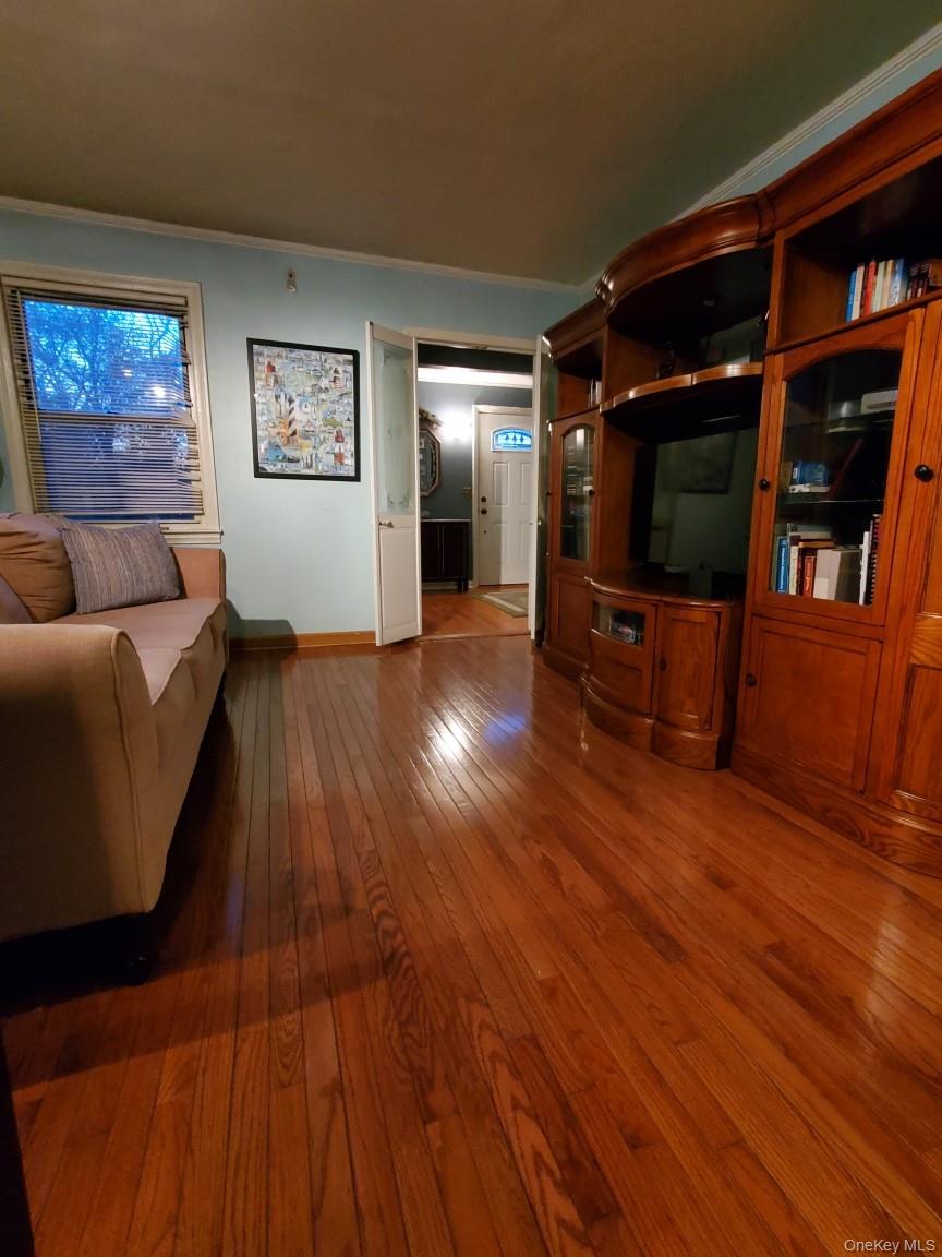 #4 photo, 899 Cleveland Street, ナッソー郡 West Hempstead , NY 11552