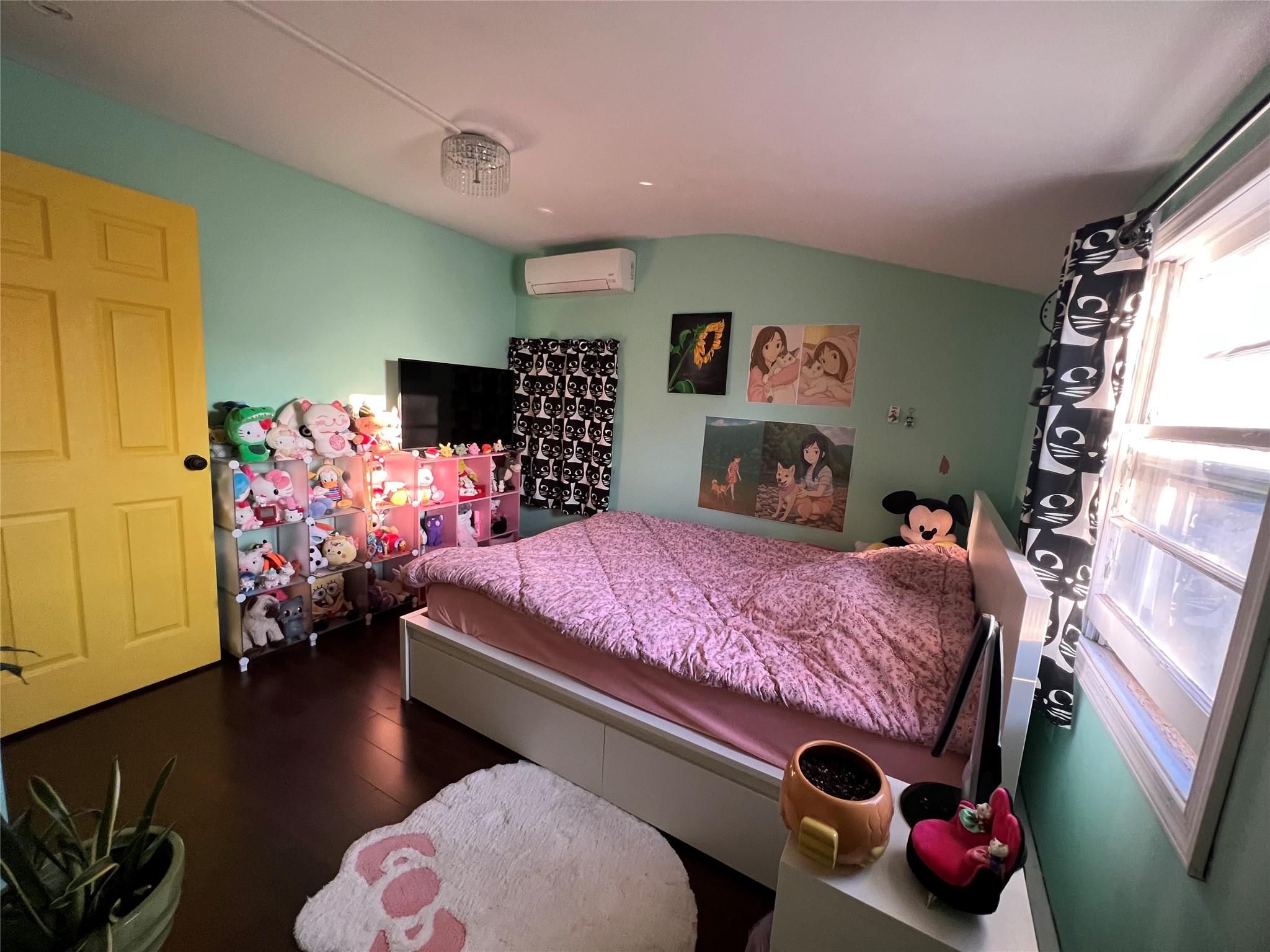 #14 photo, 70 Ridge Lane, 长岛 Levittown , NY 11756