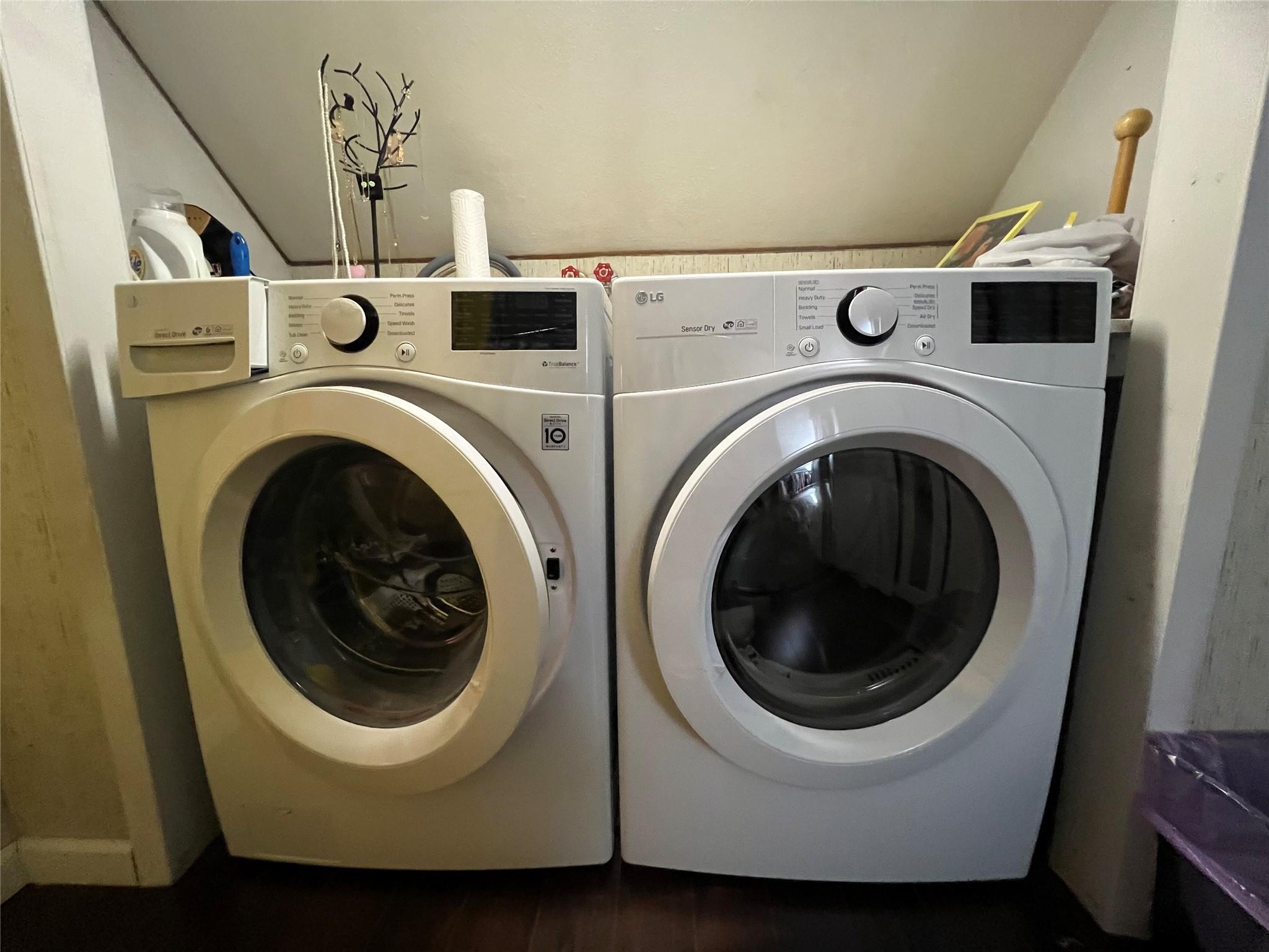 #16 photo, 70 Ridge Lane, 长岛 Levittown , NY 11756