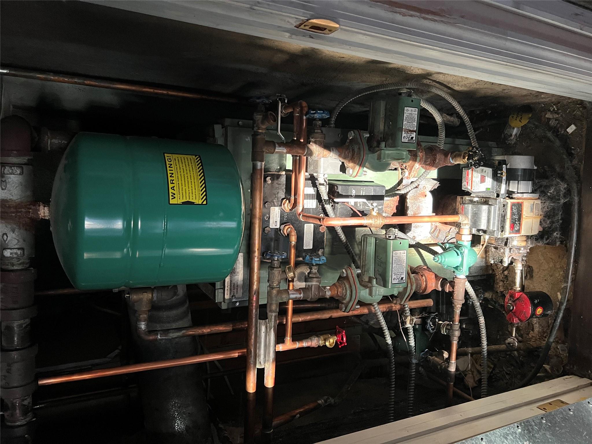 #17 photo, 70 Ridge Lane, 长岛 Levittown , NY 11756