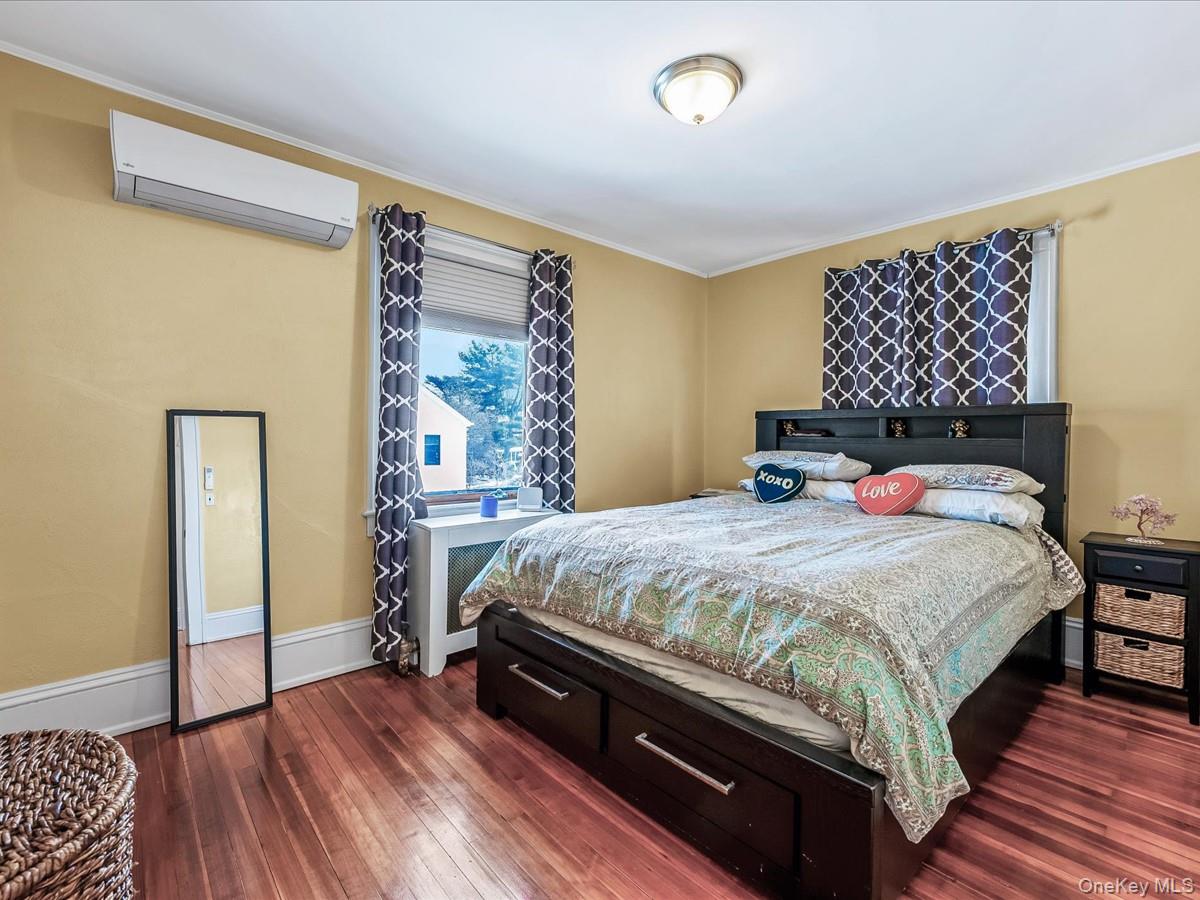 #12 photo, 219-08 38th Avenue, Bayside , NY 11361