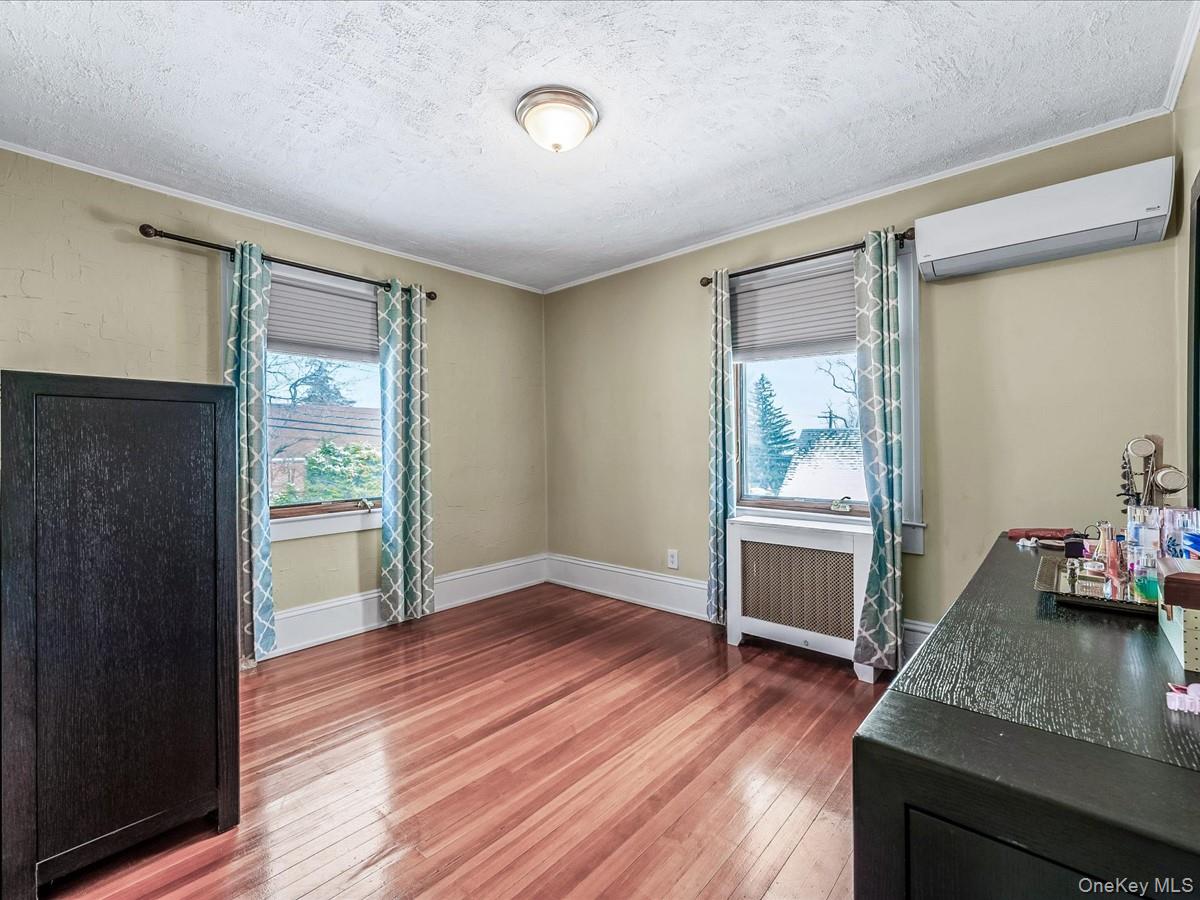 #13 photo, 219-08 38th Avenue, Bayside , NY 11361