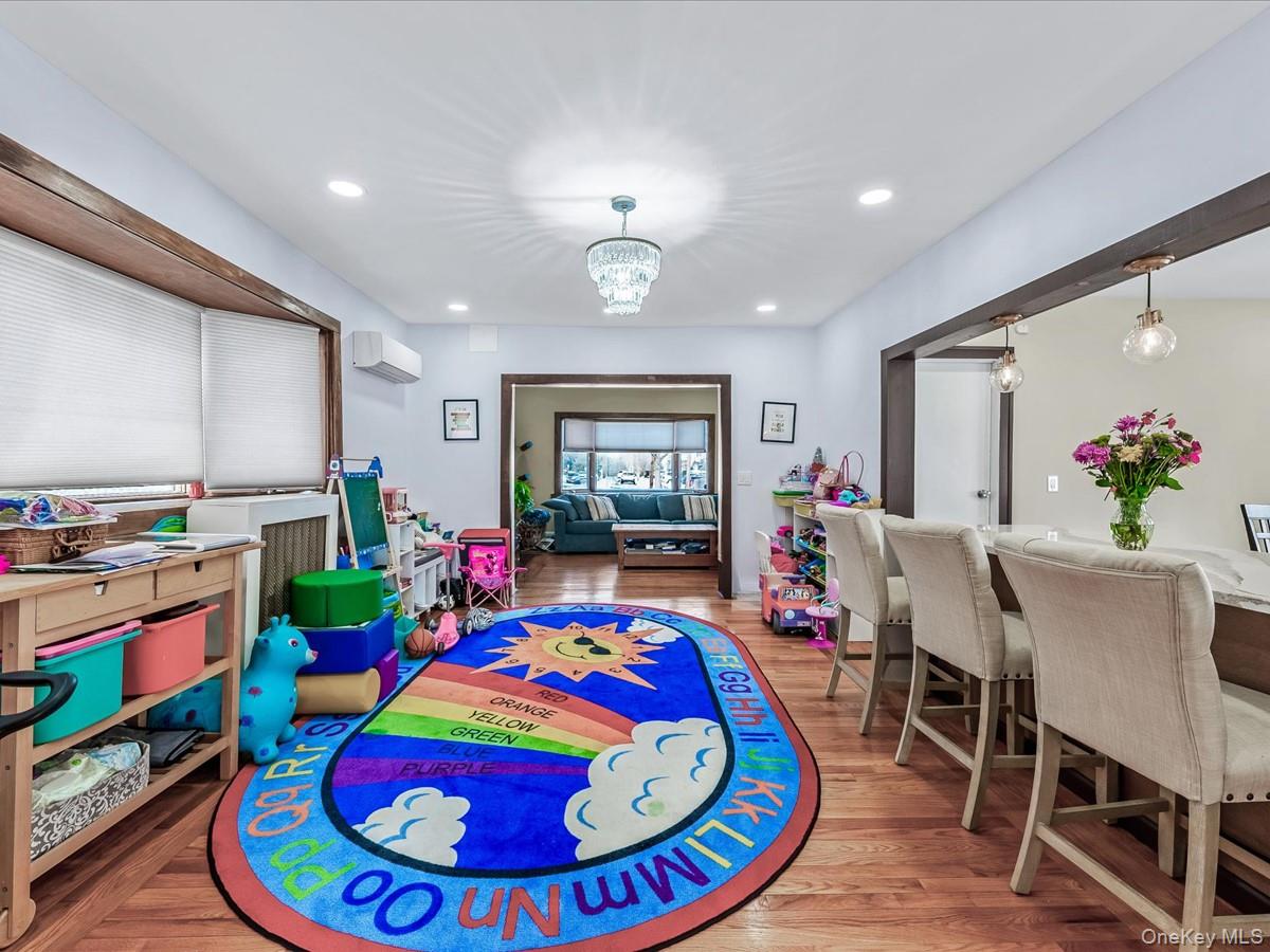 #2 photo, 219-08 38th Avenue, Bayside , NY 11361