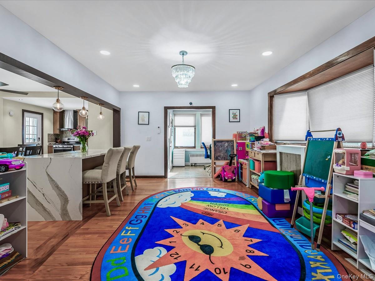 #4 photo, 219-08 38th Avenue, Bayside , NY 11361