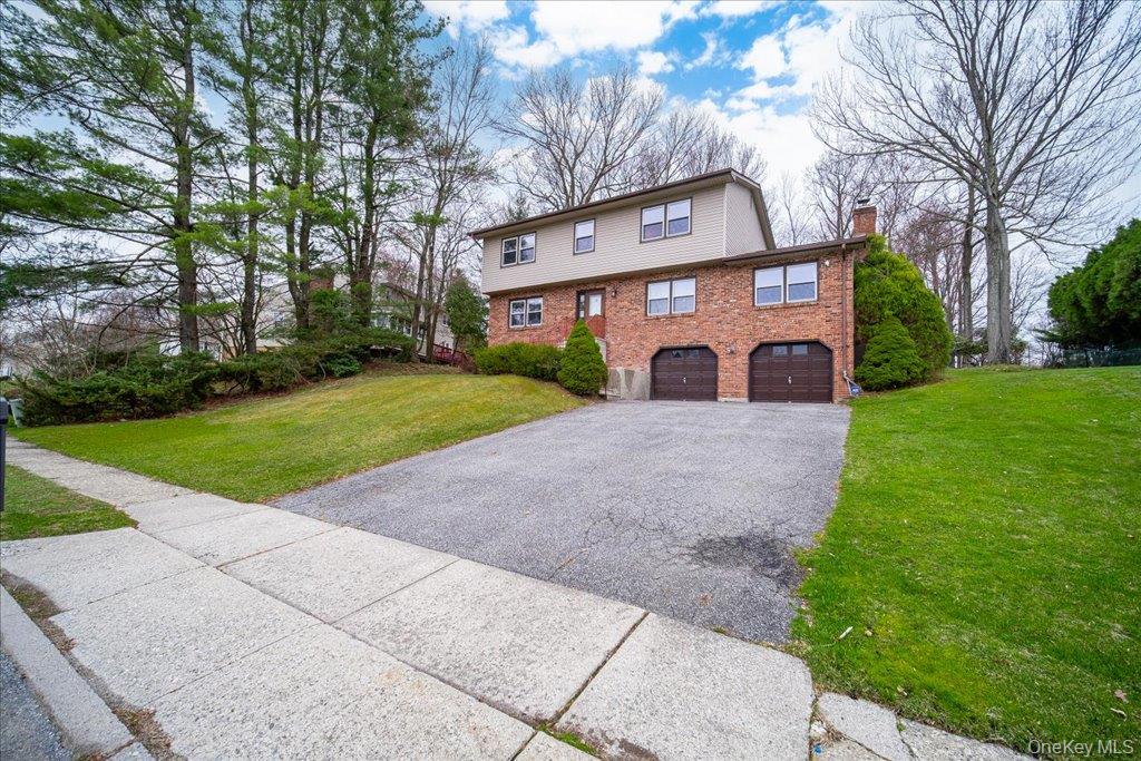 #2 photo, 33 Winchester Drive, Monroe , NY 10950