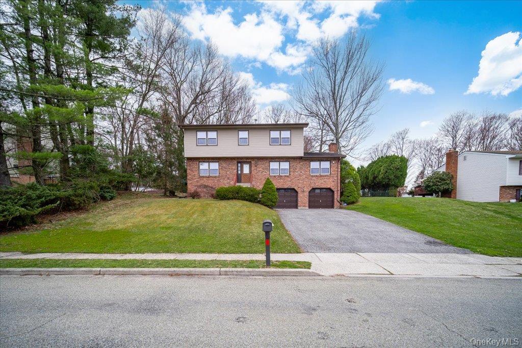 #3 photo, 33 Winchester Drive, Monroe , NY 10950