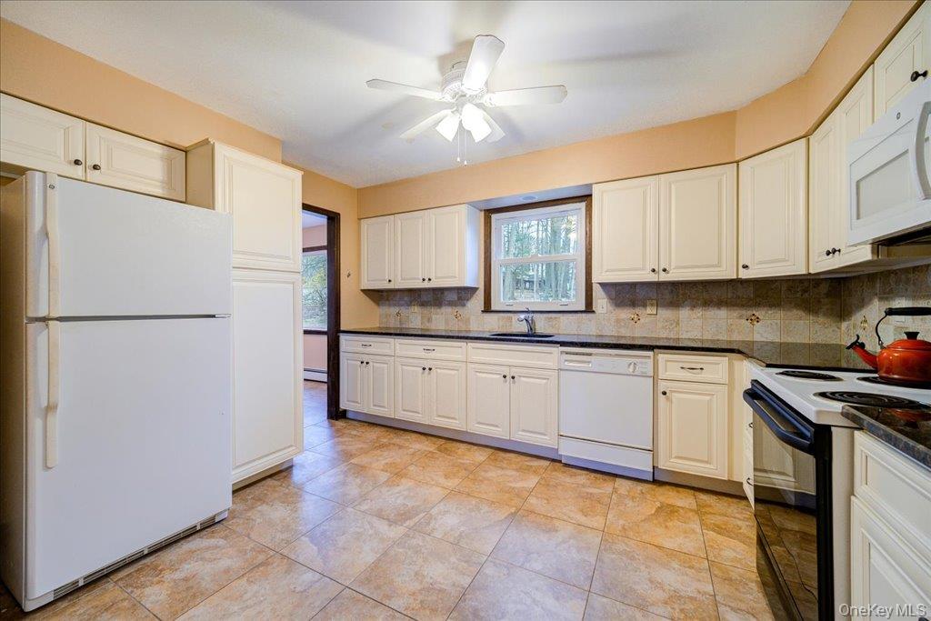 #5 photo, 33 Winchester Drive, Monroe , NY 10950