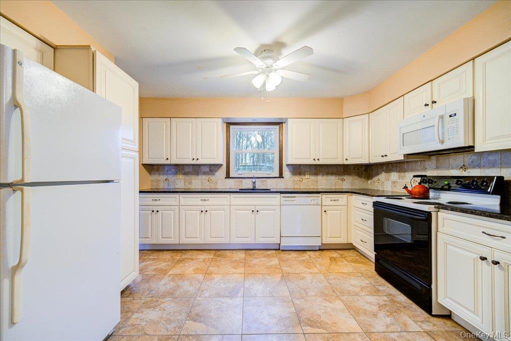 #6 photo, 33 Winchester Drive, Monroe , NY 10950