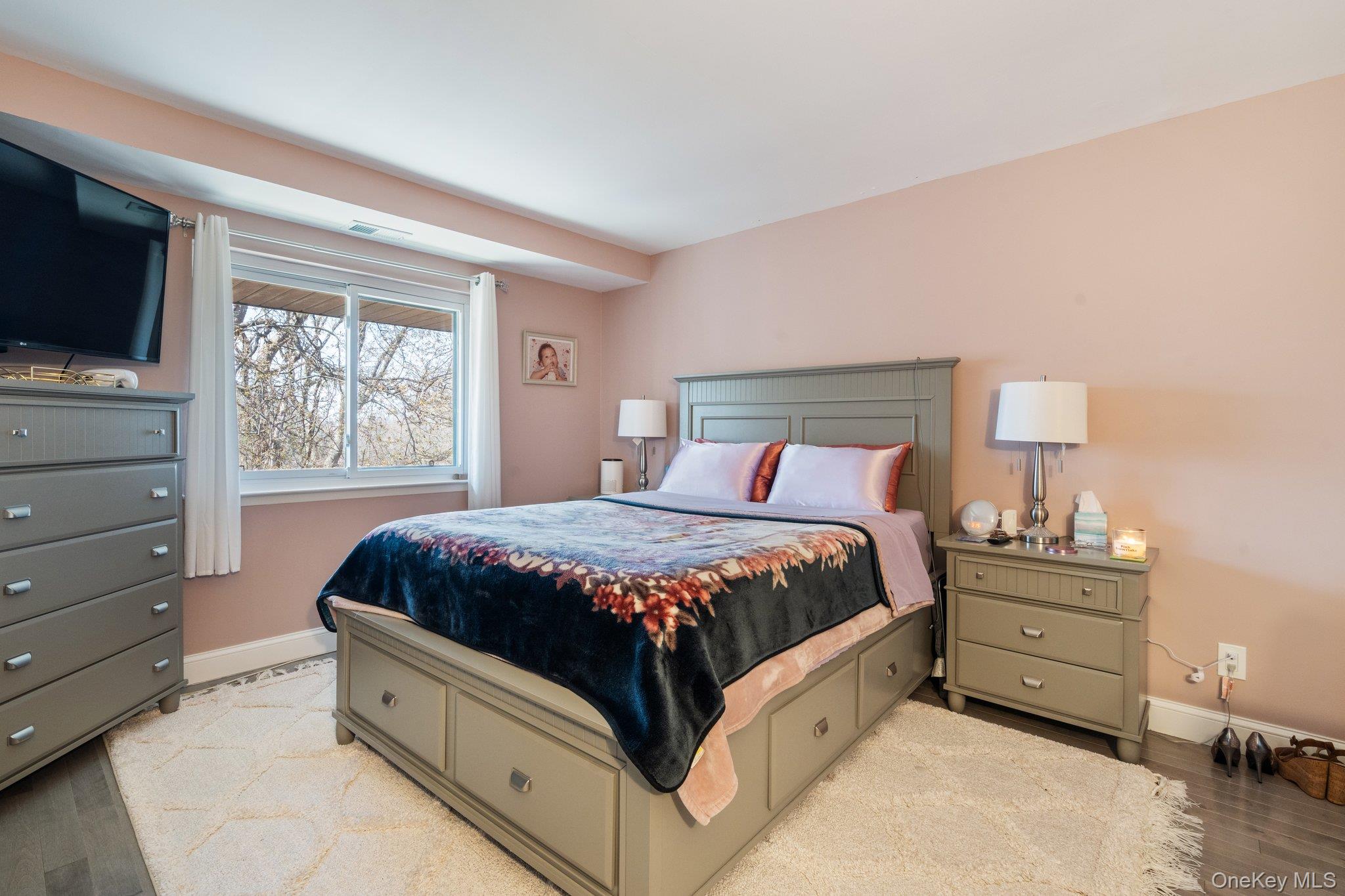 #17 photo, 10 Sycamore Court, Selden , NY 11784