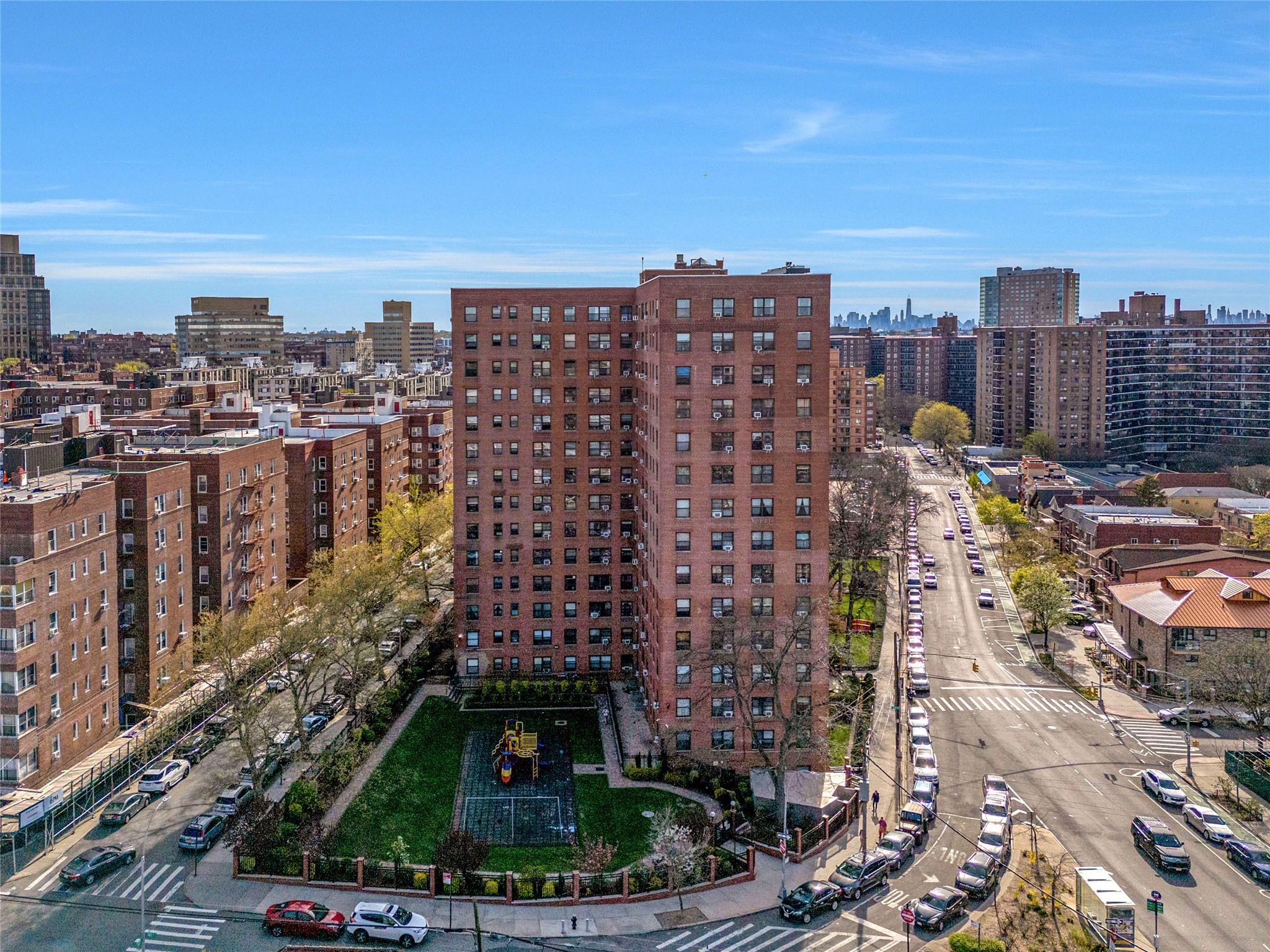 #14 photo, 99-60 63 Road, クイーンズ区 Rego Park , NY 11374