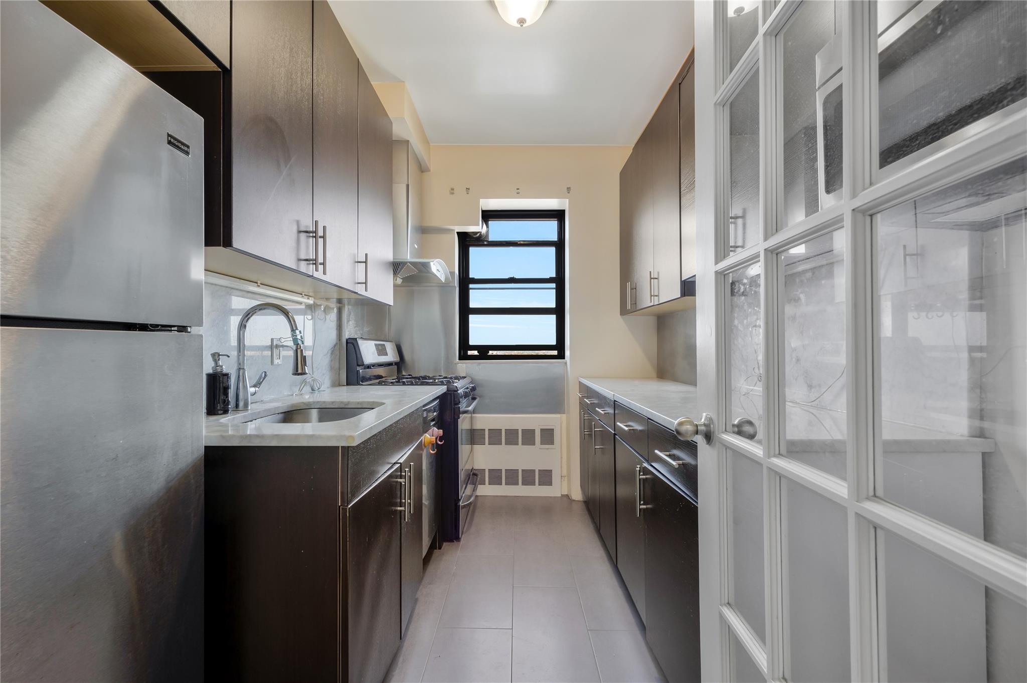 #9 photo, 99-60 63 Road, クイーンズ区 Rego Park , NY 11374