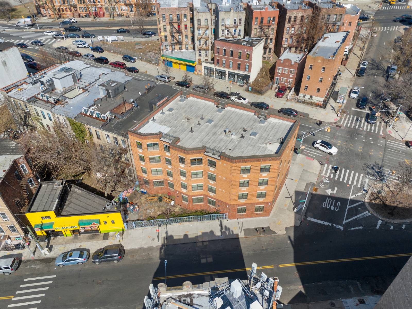 #25 photo, 1814 Saint Johns Pl, #B4, ブルックリン区 Ocean Hill , NY 11233