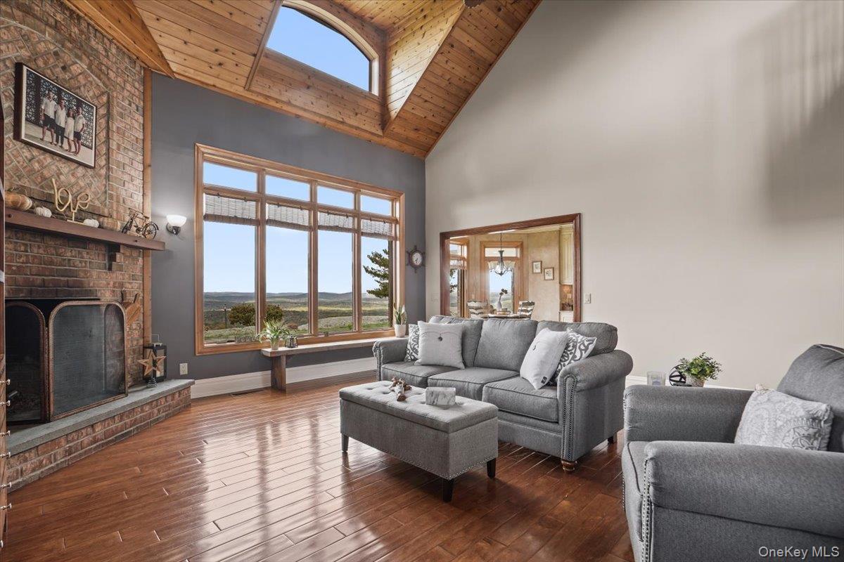 #11 photo, 1135 Williams Drive, Shrub Oak , NY 10588