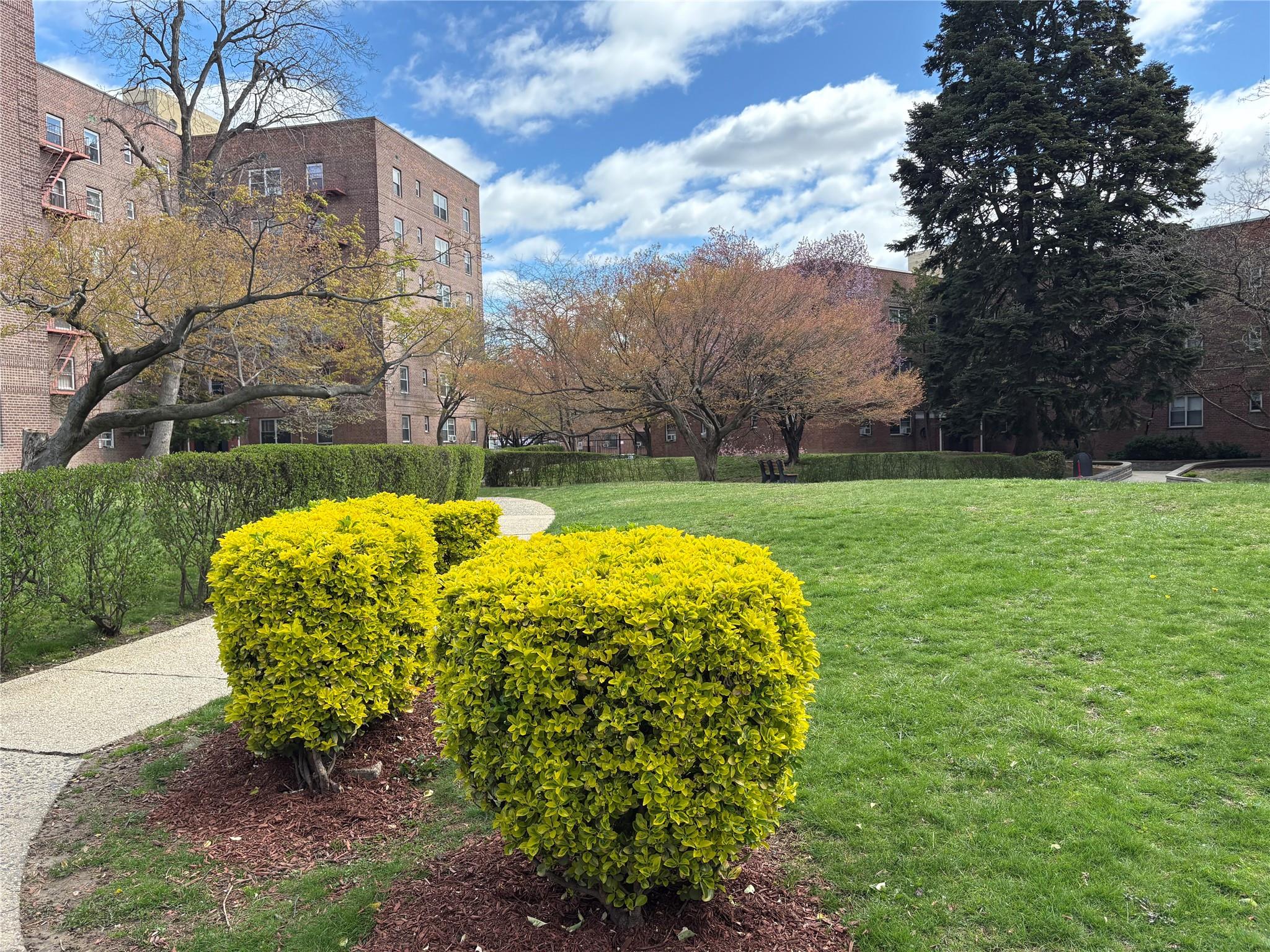 #10 photo, 147-31 38 Avenue, Flushing , NY 11354