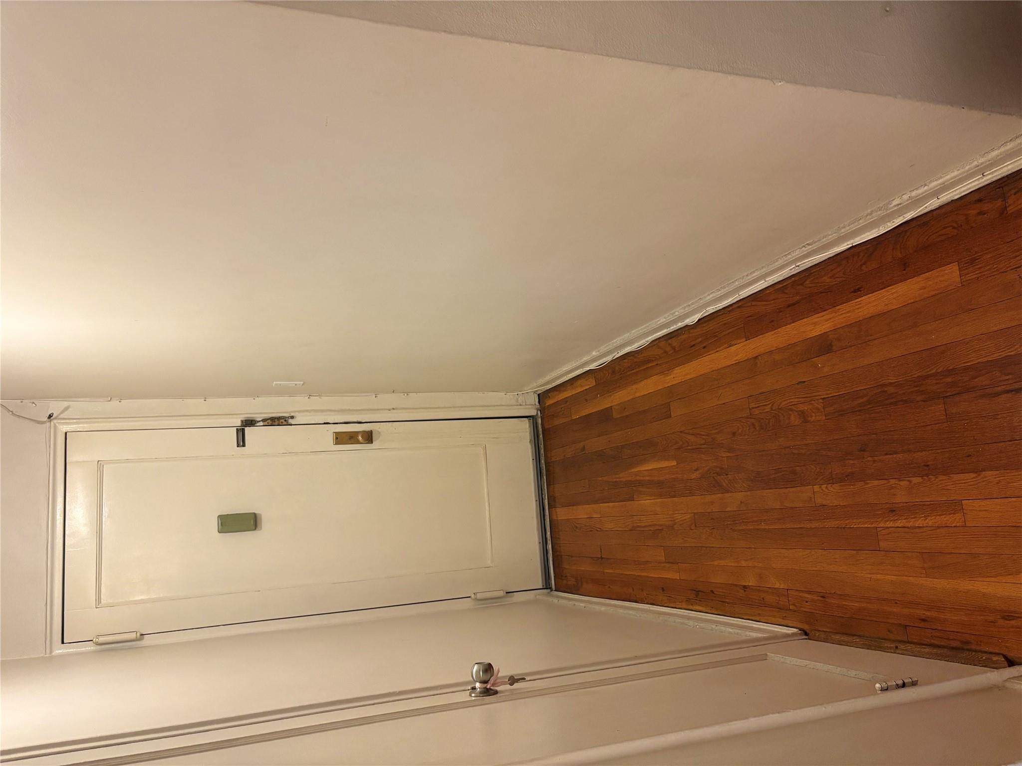 #3 photo, 147-31 38 Avenue, Flushing , NY 11354