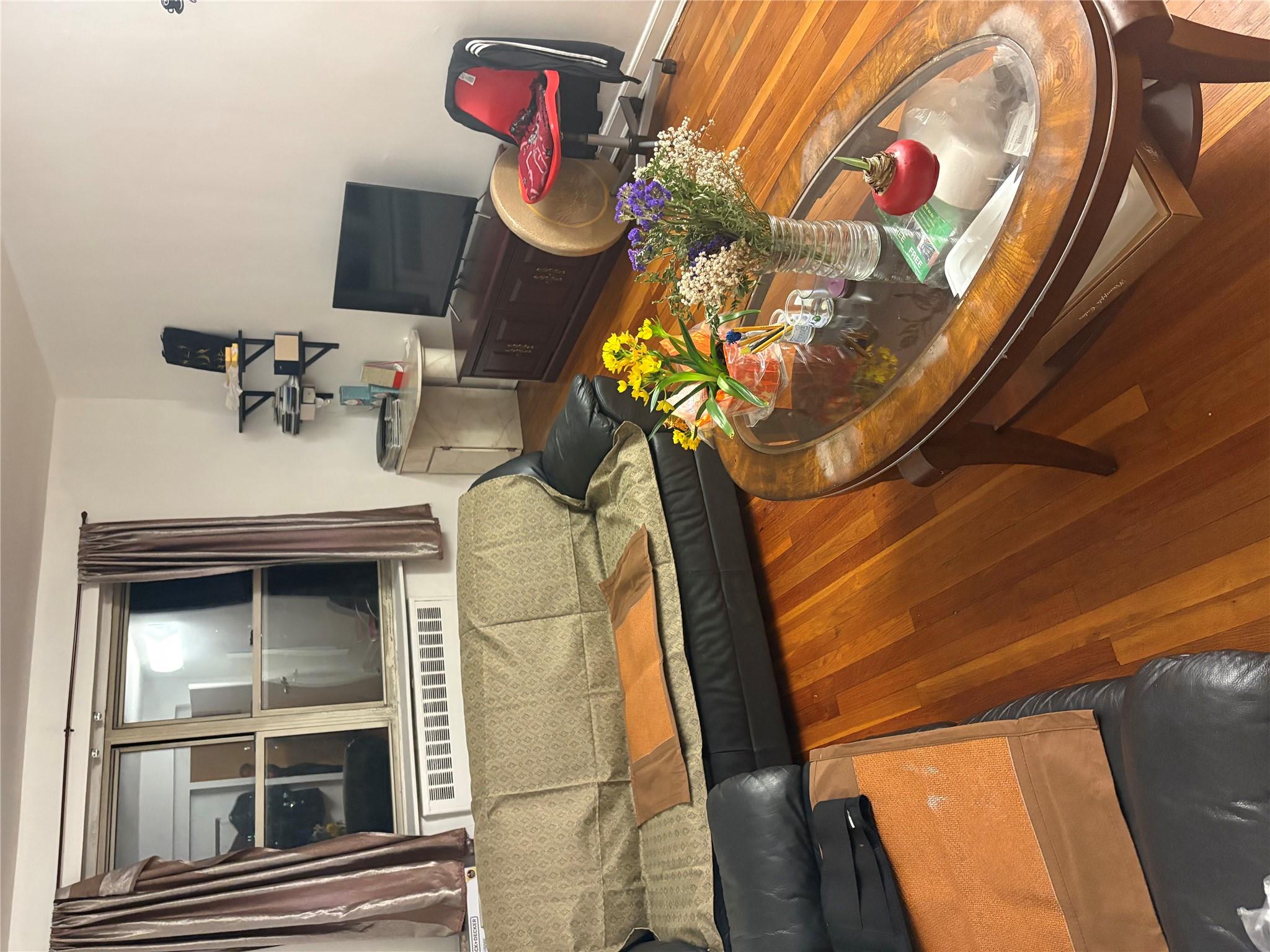 #5 photo, 147-31 38 Avenue, Flushing , NY 11354