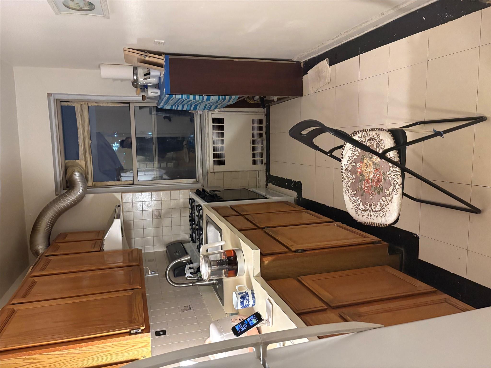 #8 photo, 147-31 38 Avenue, Flushing , NY 11354