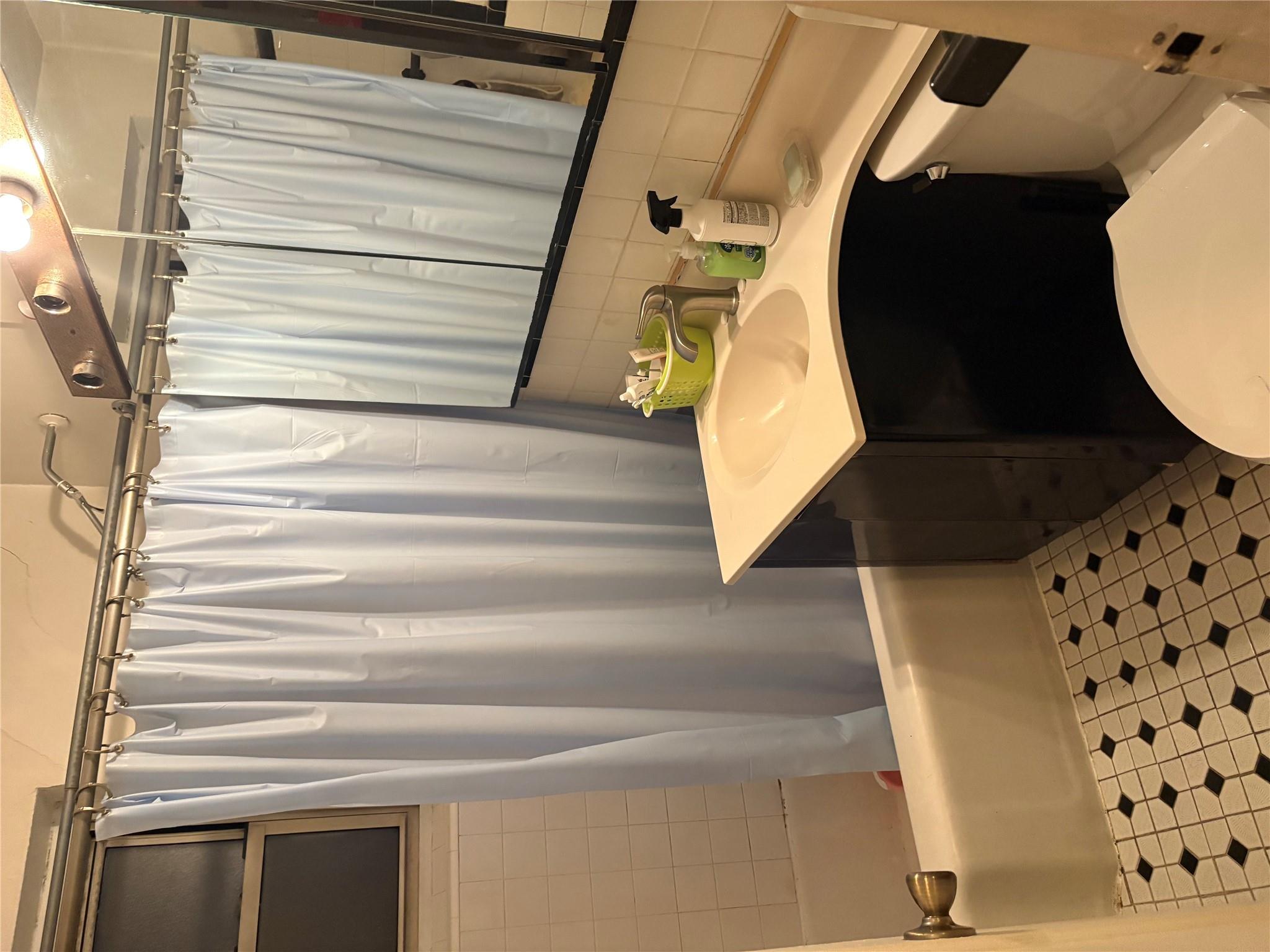 #9 photo, 147-31 38 Avenue, Flushing , NY 11354