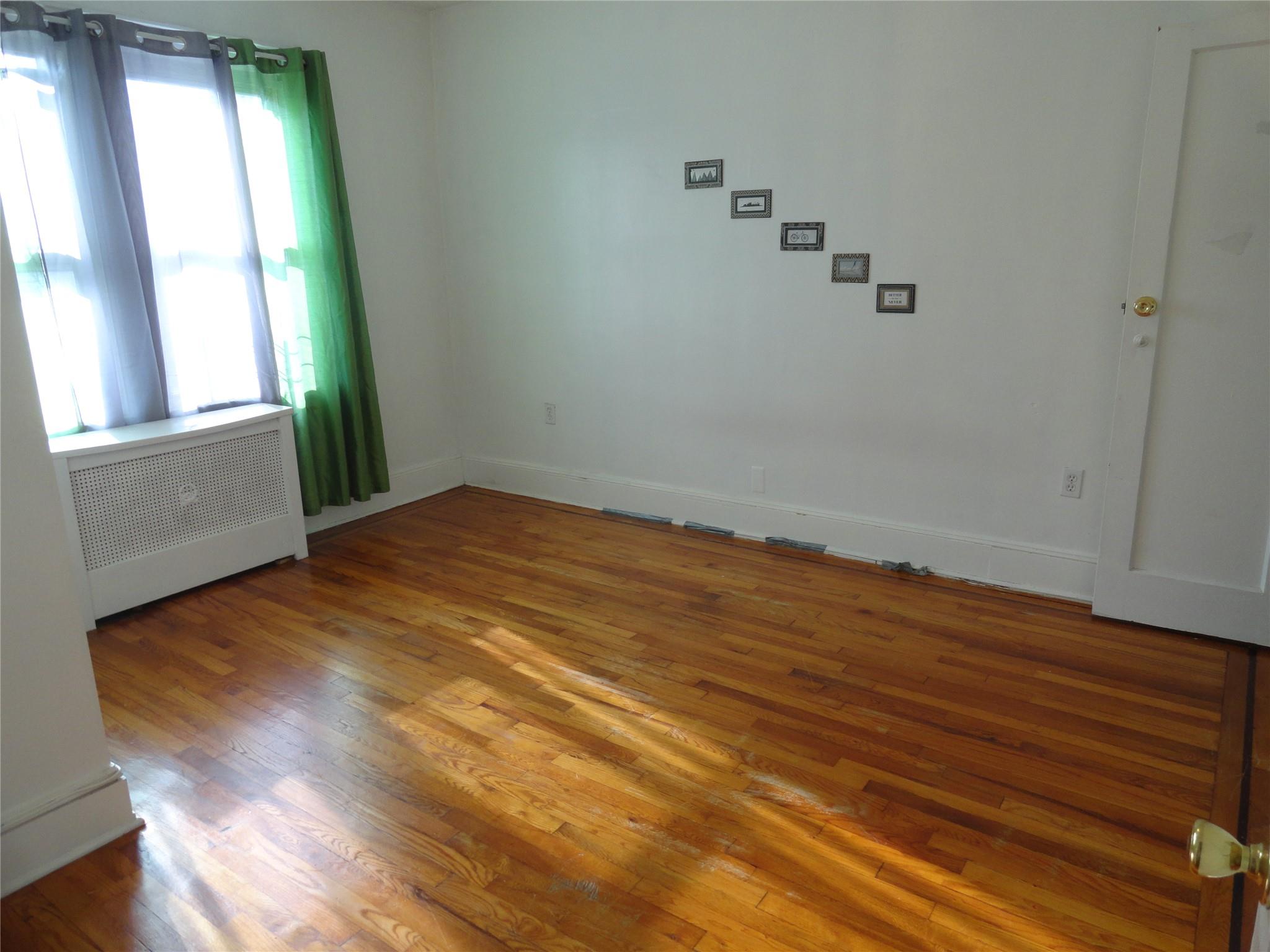 #5 photo, 31-14 90 Street, クイーンズ区 East Elmhurst , NY 11369