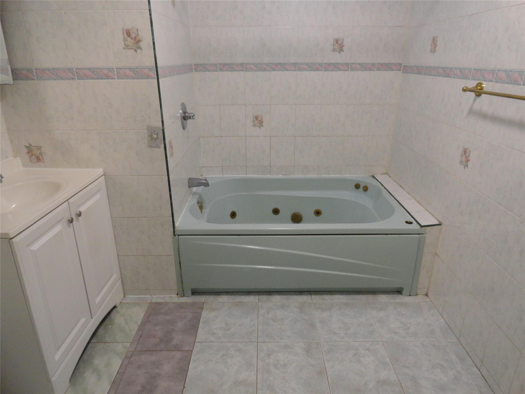 #6 photo, 31-14 90 Street, クイーンズ区 East Elmhurst , NY 11369