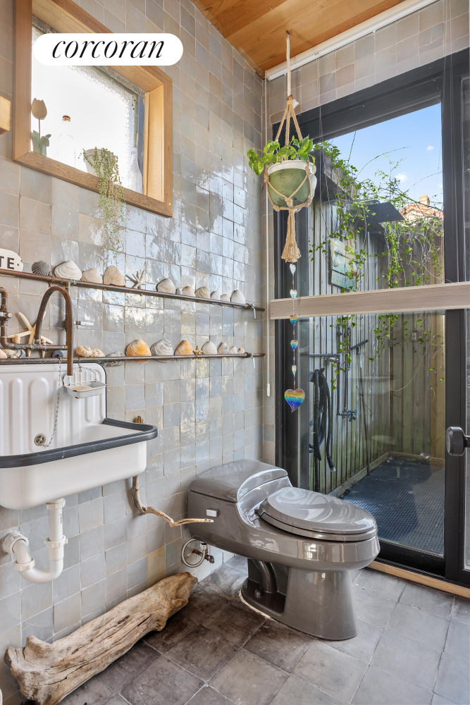 #9 photo, 144 BEACH 93RD Street, クイーンズ区 Rockaway Beach , NY 11693