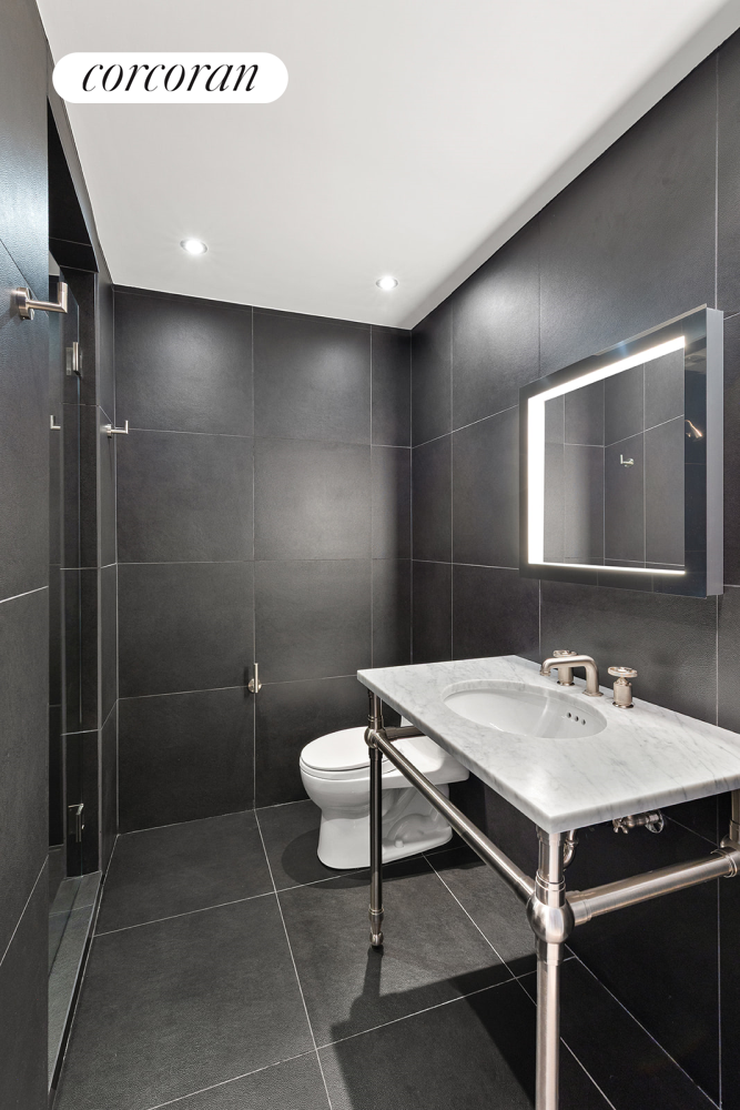 #11 photo, 8 E 68TH Street, マンハッタン Lenox Hill , NY 10065