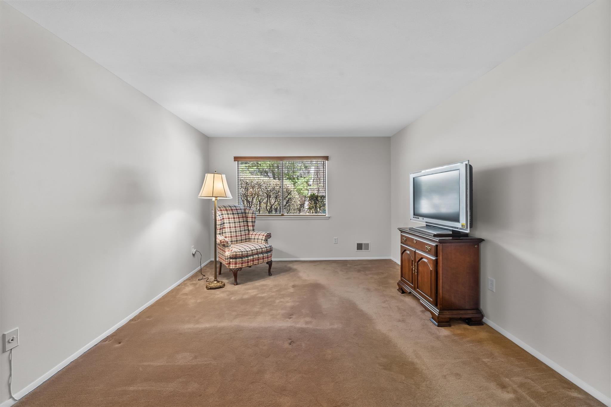 #19 photo, 164 Carriage Court, Yorktown Heights , NY 10598