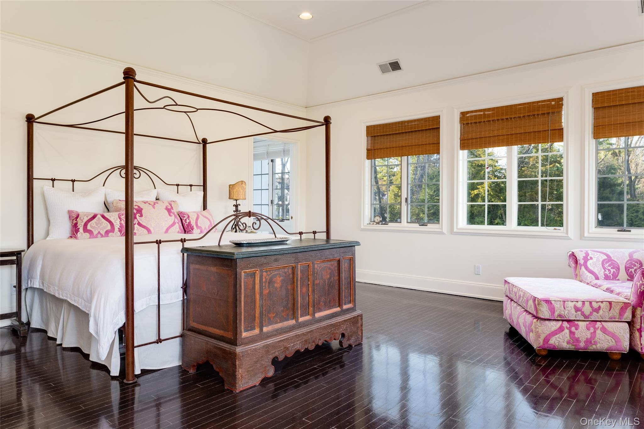 #17 photo, 7 Coventry Court, Purchase , NY 10577