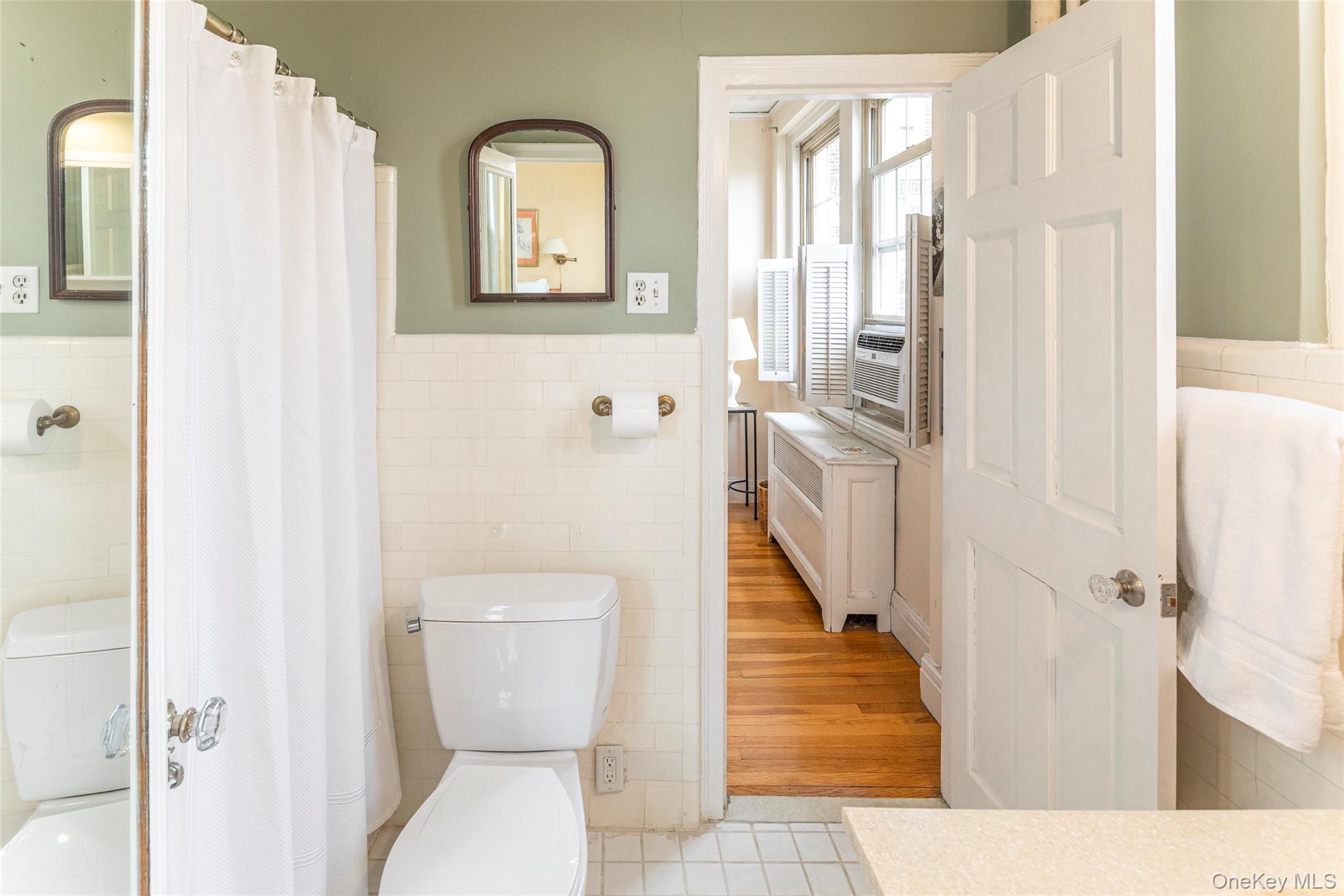 #11 photo, 7 Tanglewylde Avenue, Bronxville , NY 10708