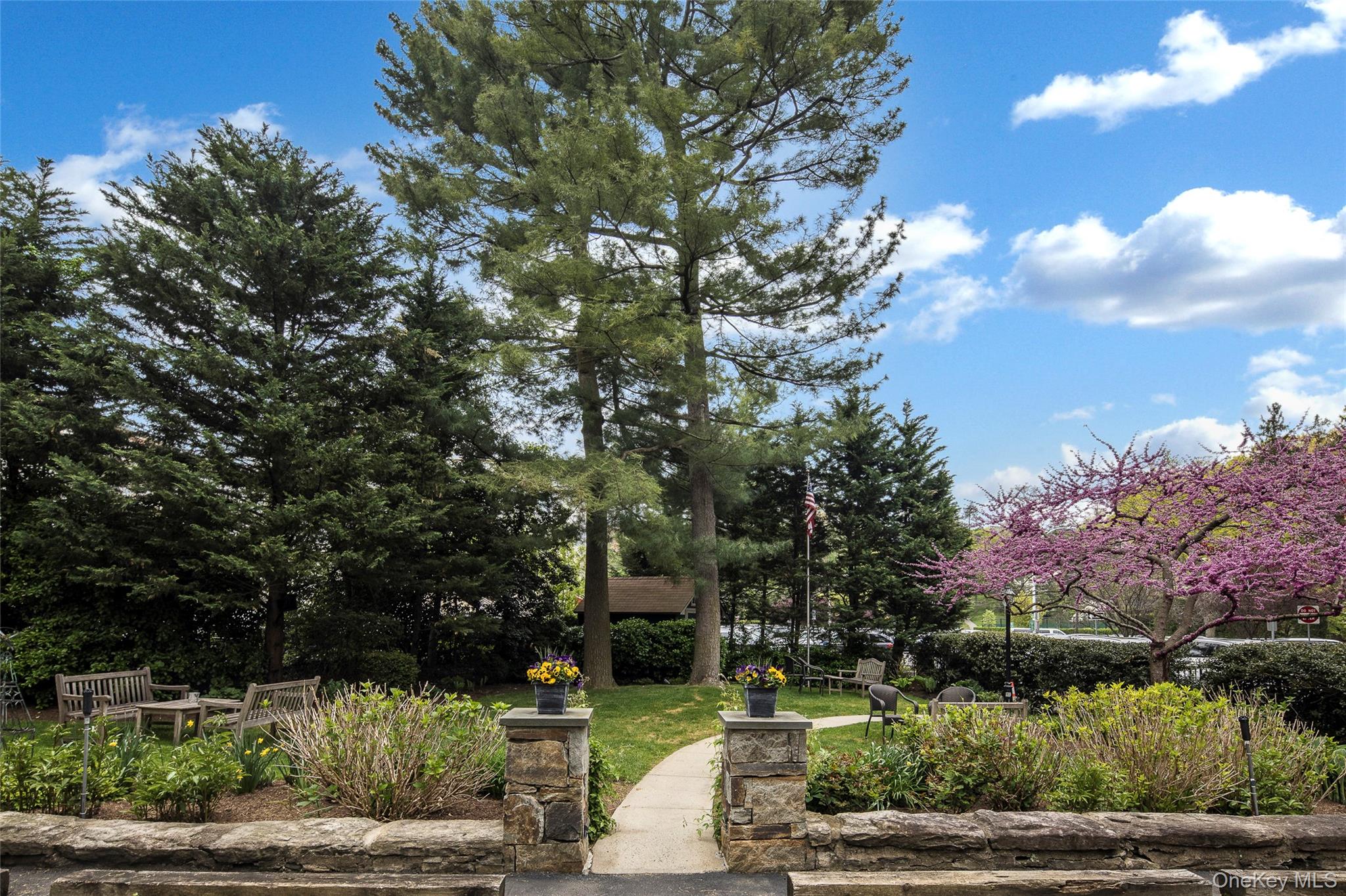 #19 photo, 7 Tanglewylde Avenue, Bronxville , NY 10708